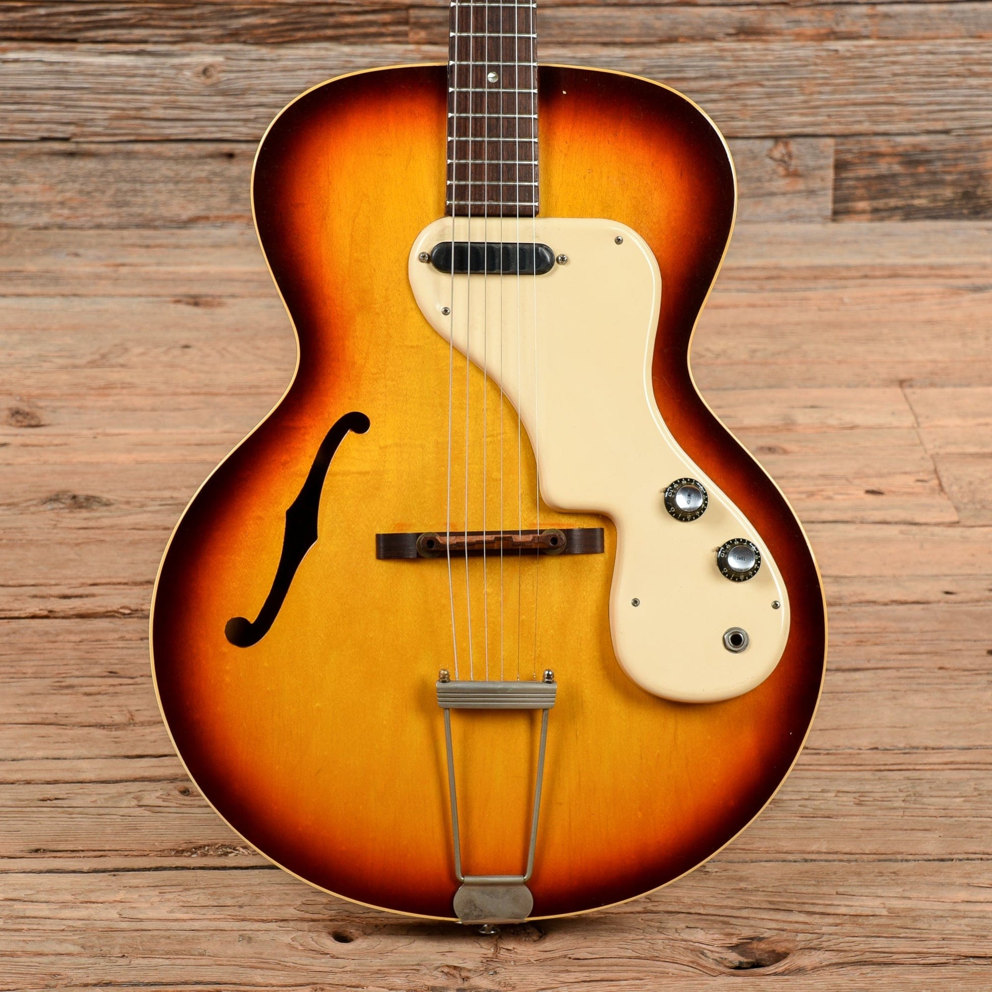 Epiphone Granada Sunburst 1969 Electric Guitars / Hollow Body