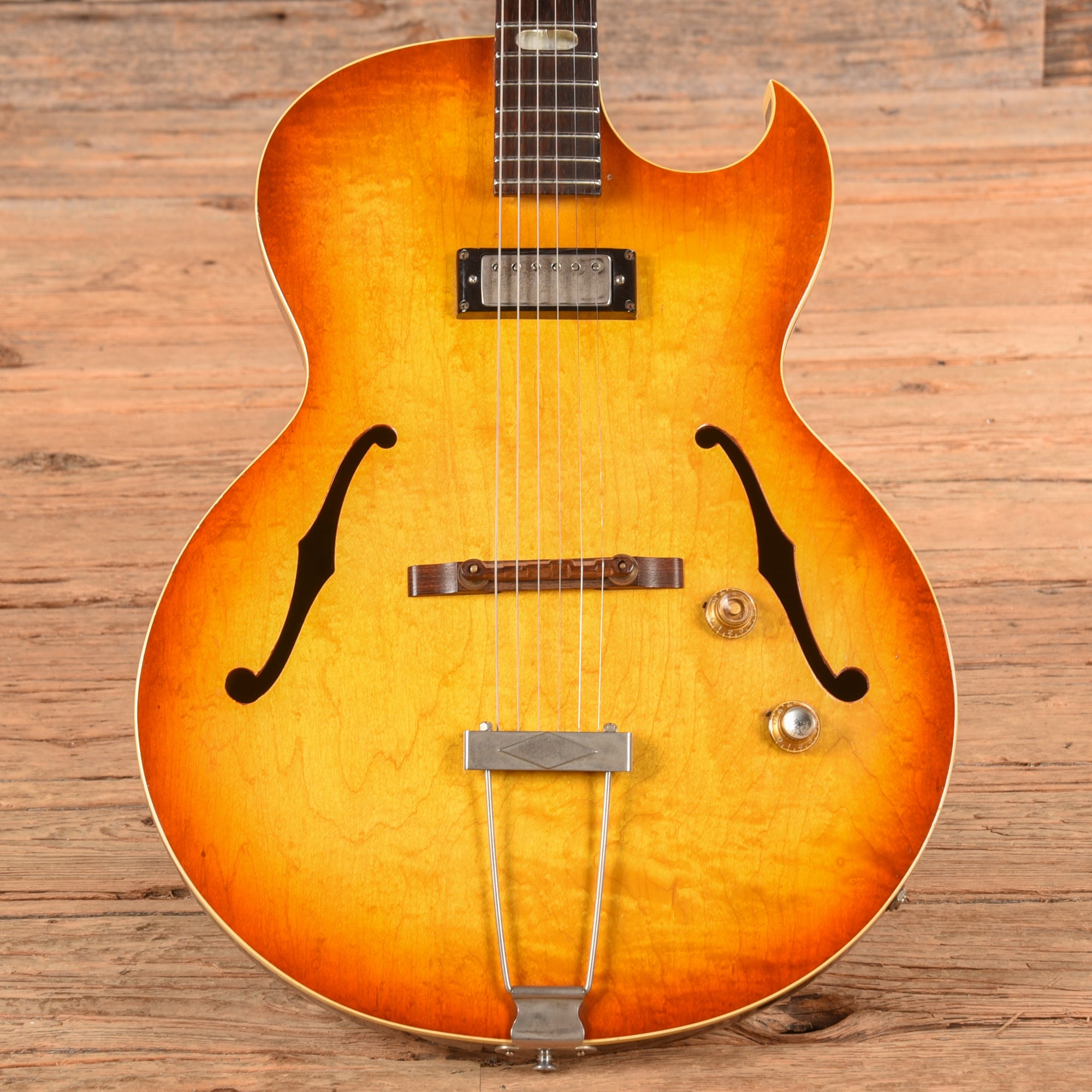 Epiphone Sorrento E452T Sunburst 1965 Electric Guitars / Hollow Body