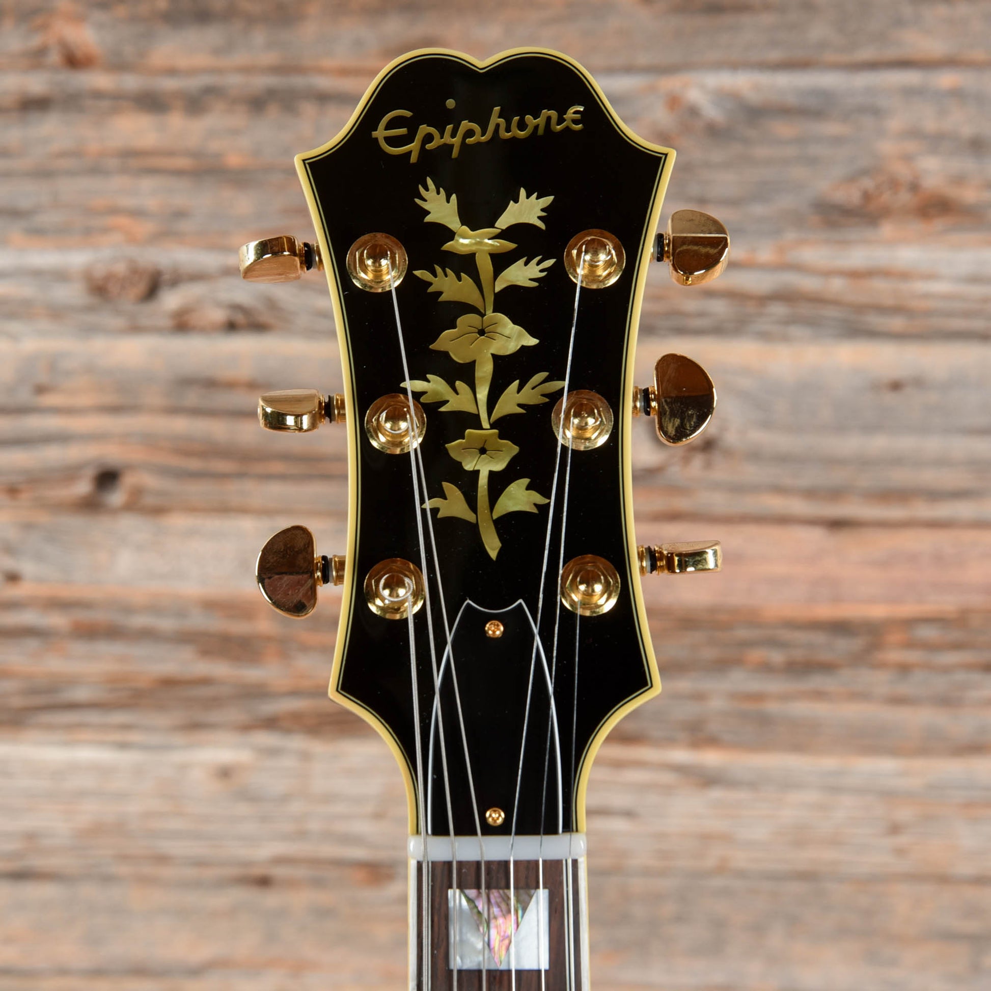 Epiphone '62 Sheraton Reissue Sunburst 1996 Electric Guitars / Semi-Hollow