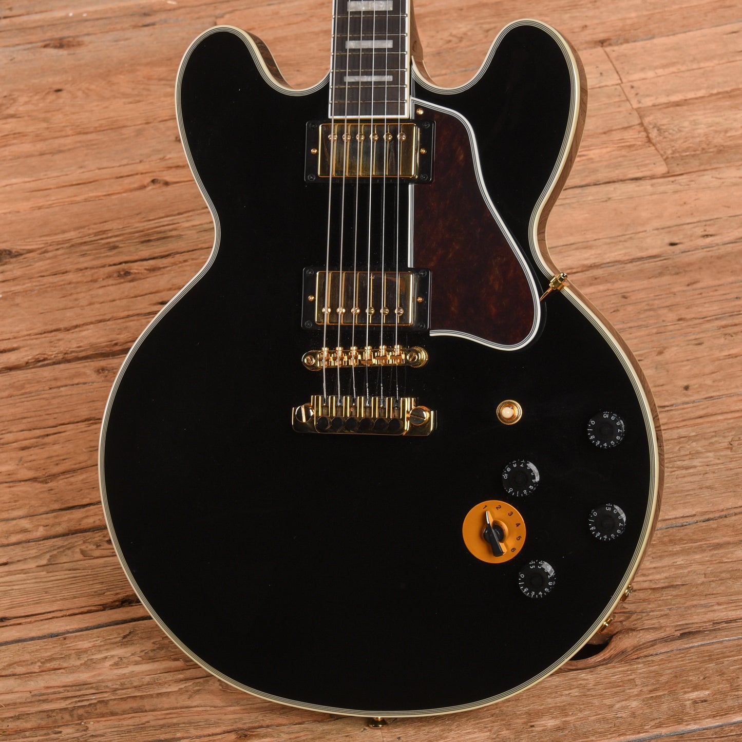 Epiphone B.B. King Lucille Ebony 2022 Electric Guitars / Semi-Hollow