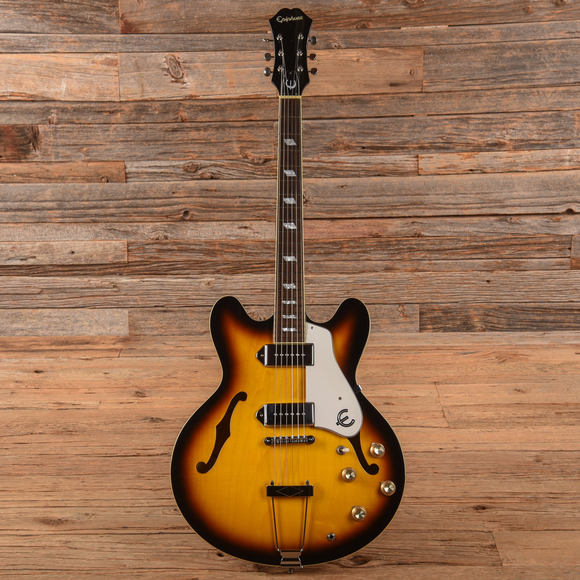 Epiphone Casino Sunburst 2007 Electric Guitars / Semi-Hollow