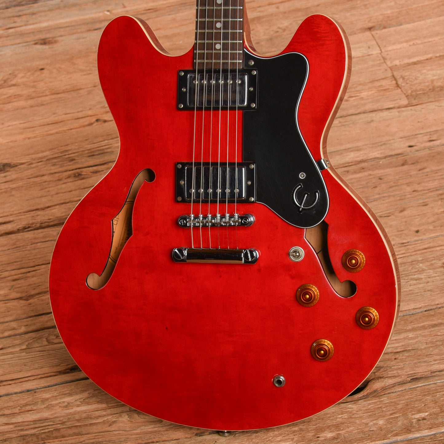 Epiphone Dot Cherry 2002 Electric Guitars / Semi-Hollow