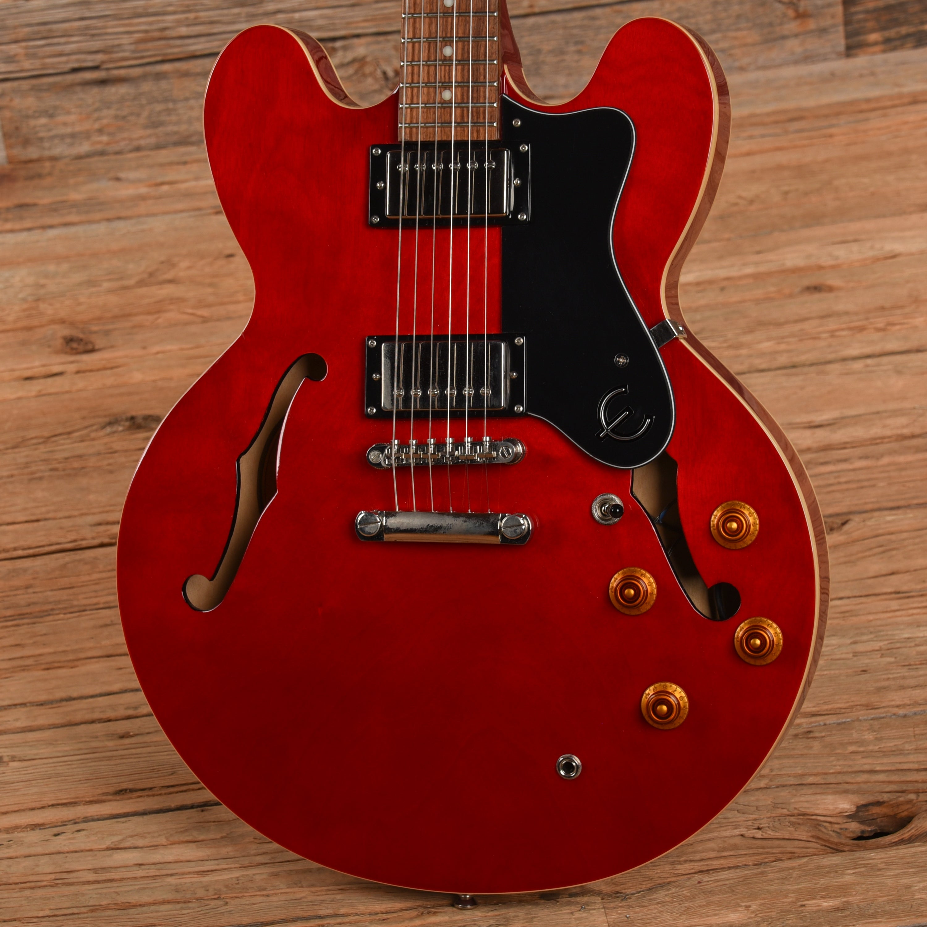 Epiphone Dot Cherry 2020 Electric Guitars / Semi-Hollow