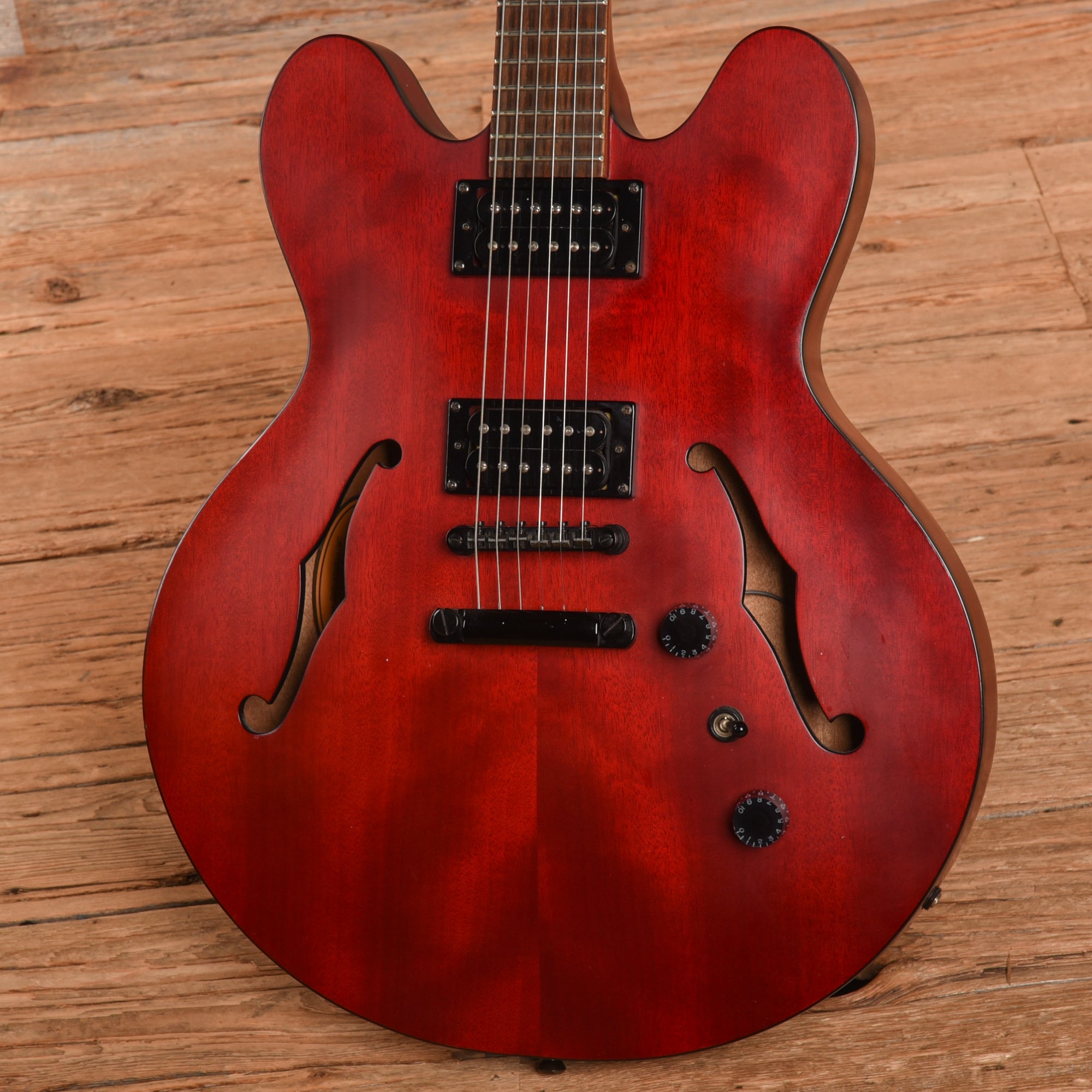 Epiphone Dot Studio Satin Cherry Electric Guitars / Semi-Hollow