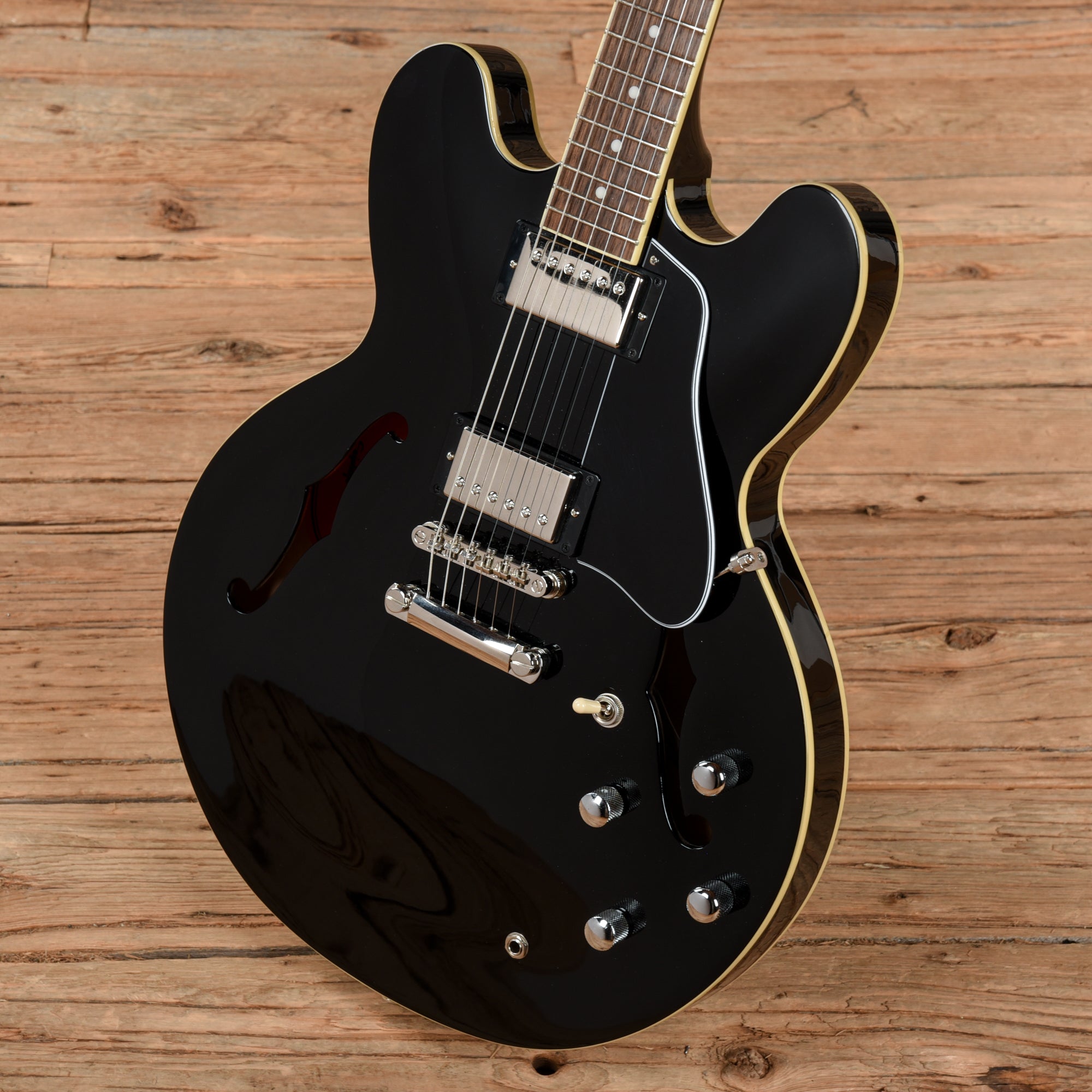 Epiphone ES-335 Ebony 2021 Electric Guitars / Semi-Hollow