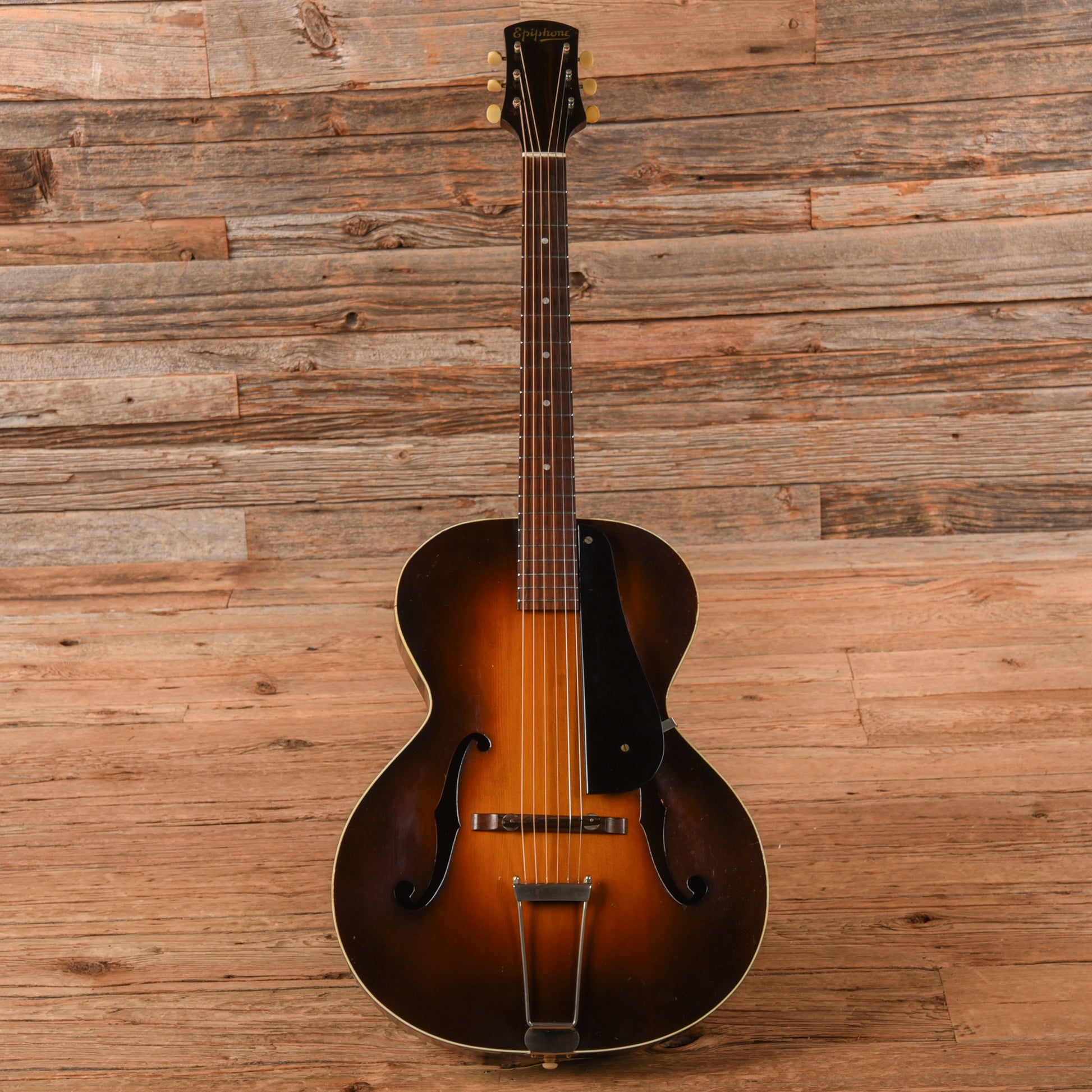 Epiphone Olympic Sunburst 1938 Electric Guitars / Semi-Hollow