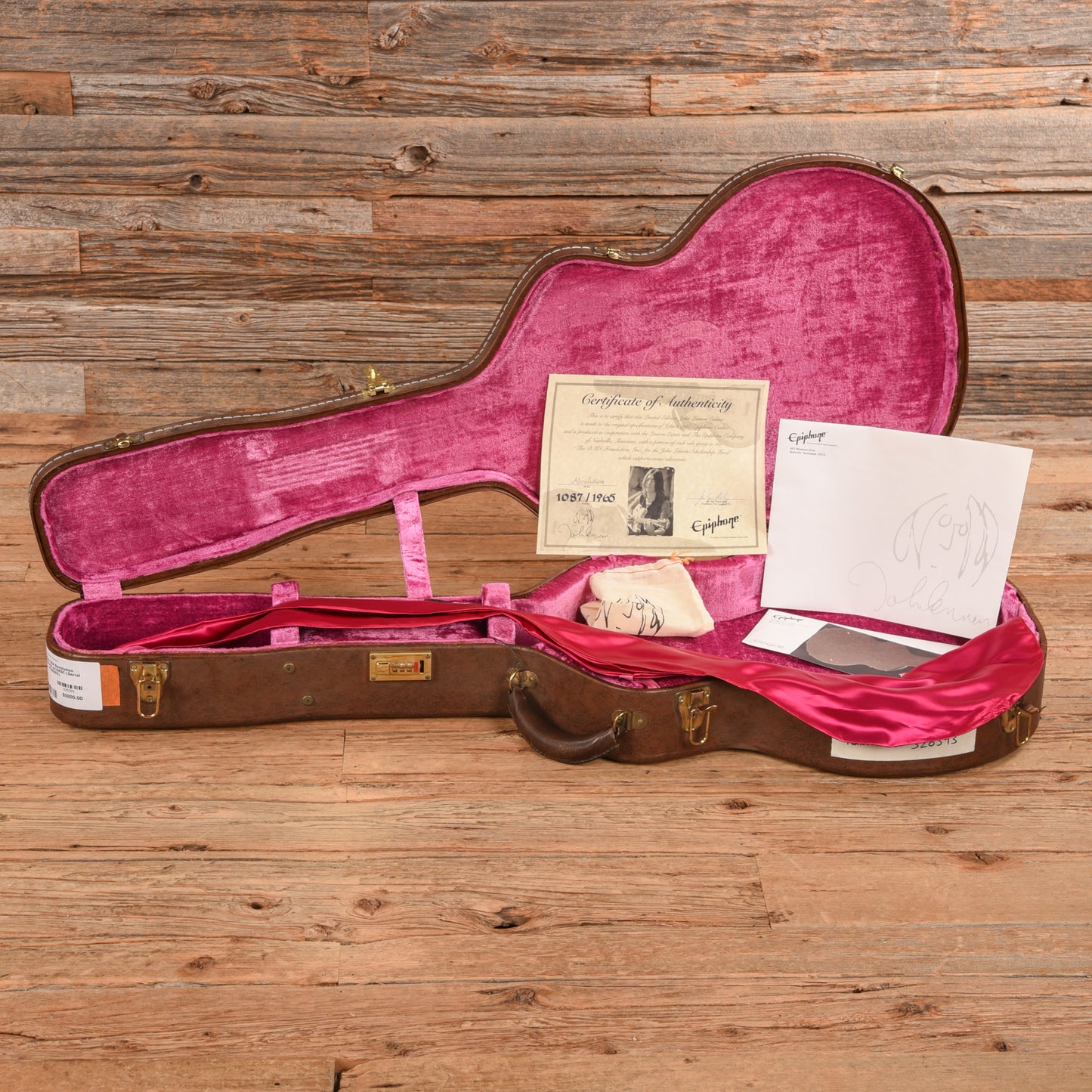 Epiphone Revolution Casino Natural - Dave Amato of REO Speedwagon Electric Guitars / Semi-Hollow