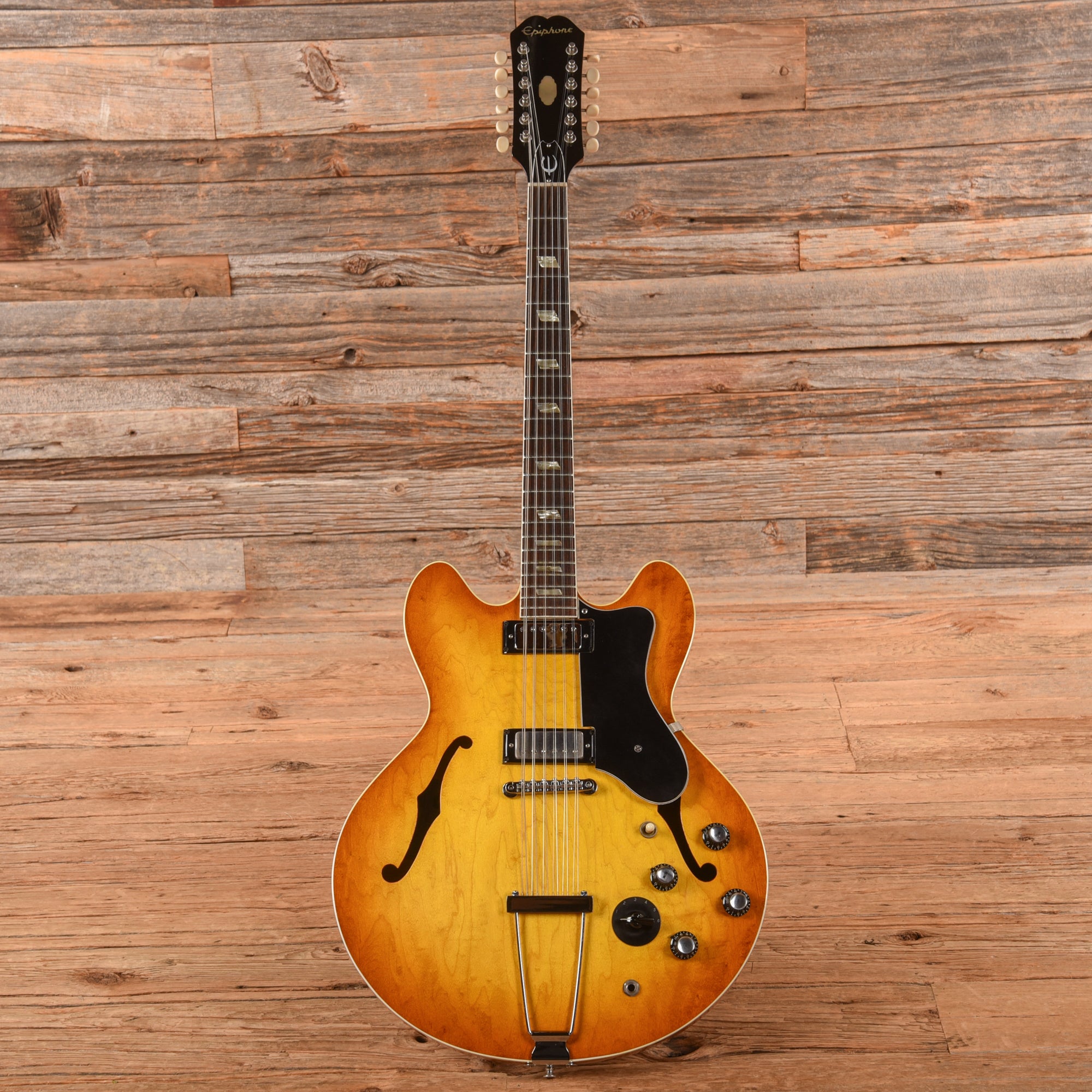 Epiphone Riviera E360TD-12 Sunburst 1968 Electric Guitars / Semi-Hollow