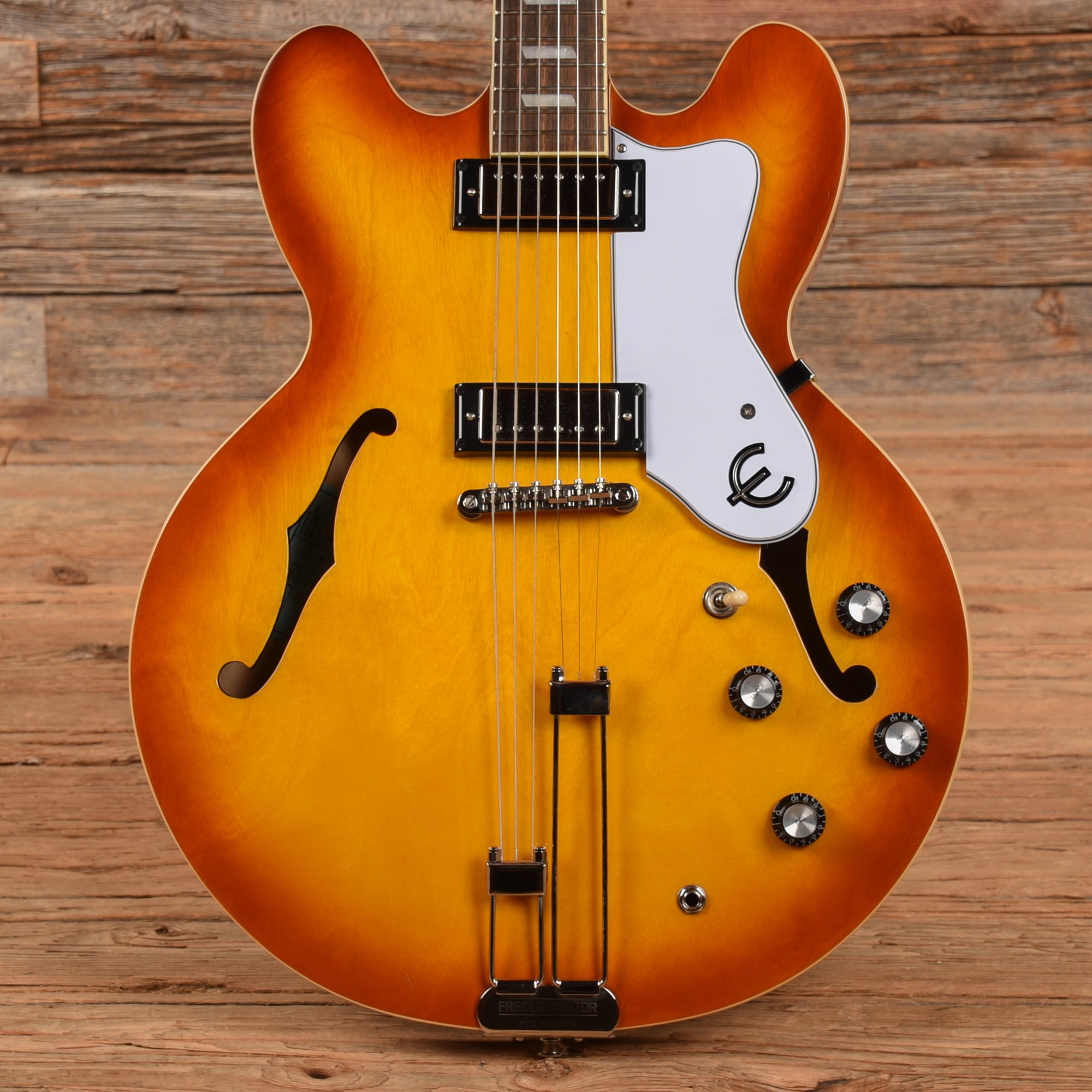 Epiphone Riviera Frequensator Royal Tan 2021 Electric Guitars / Semi-Hollow