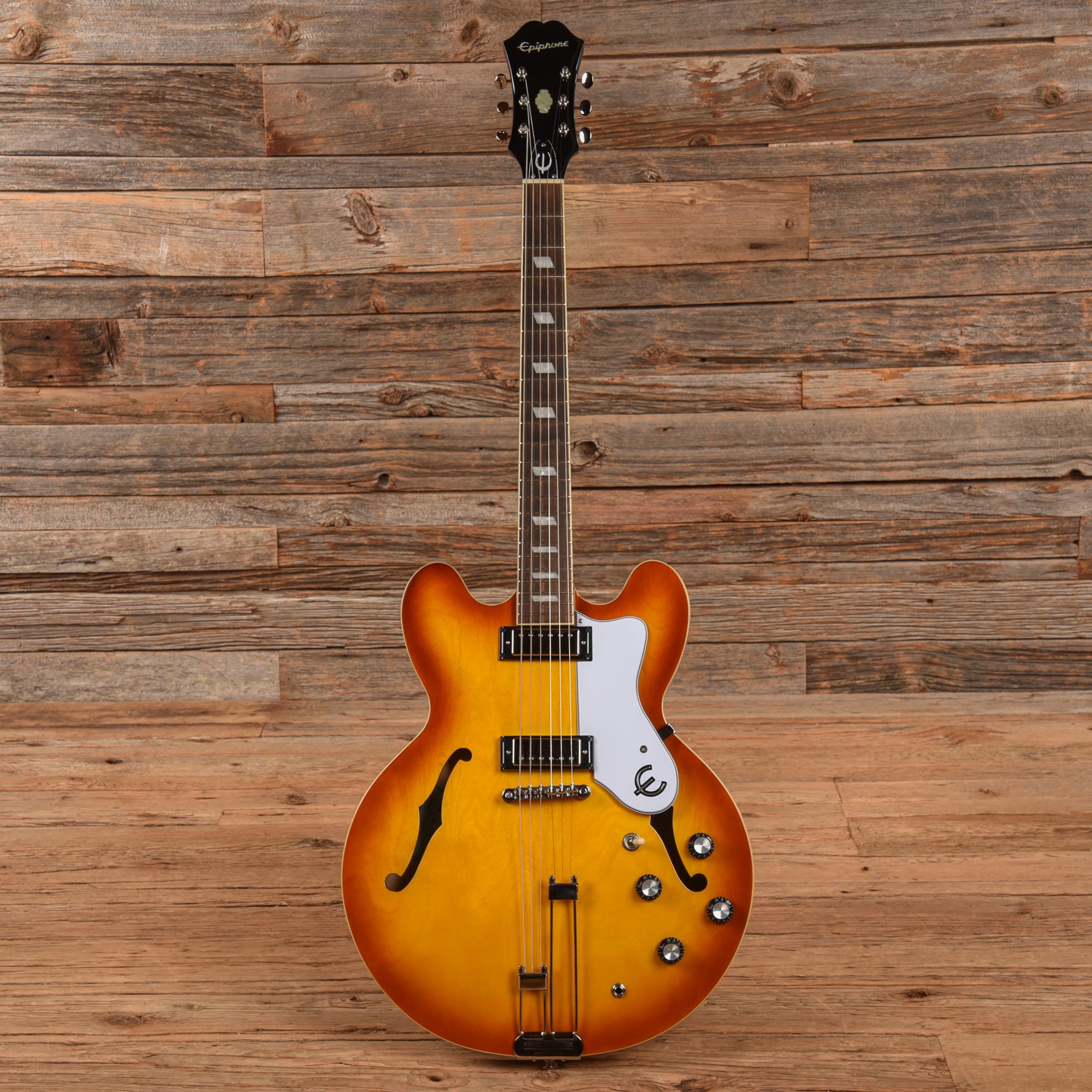 Epiphone Riviera Frequensator Royal Tan 2021 Electric Guitars / Semi-Hollow