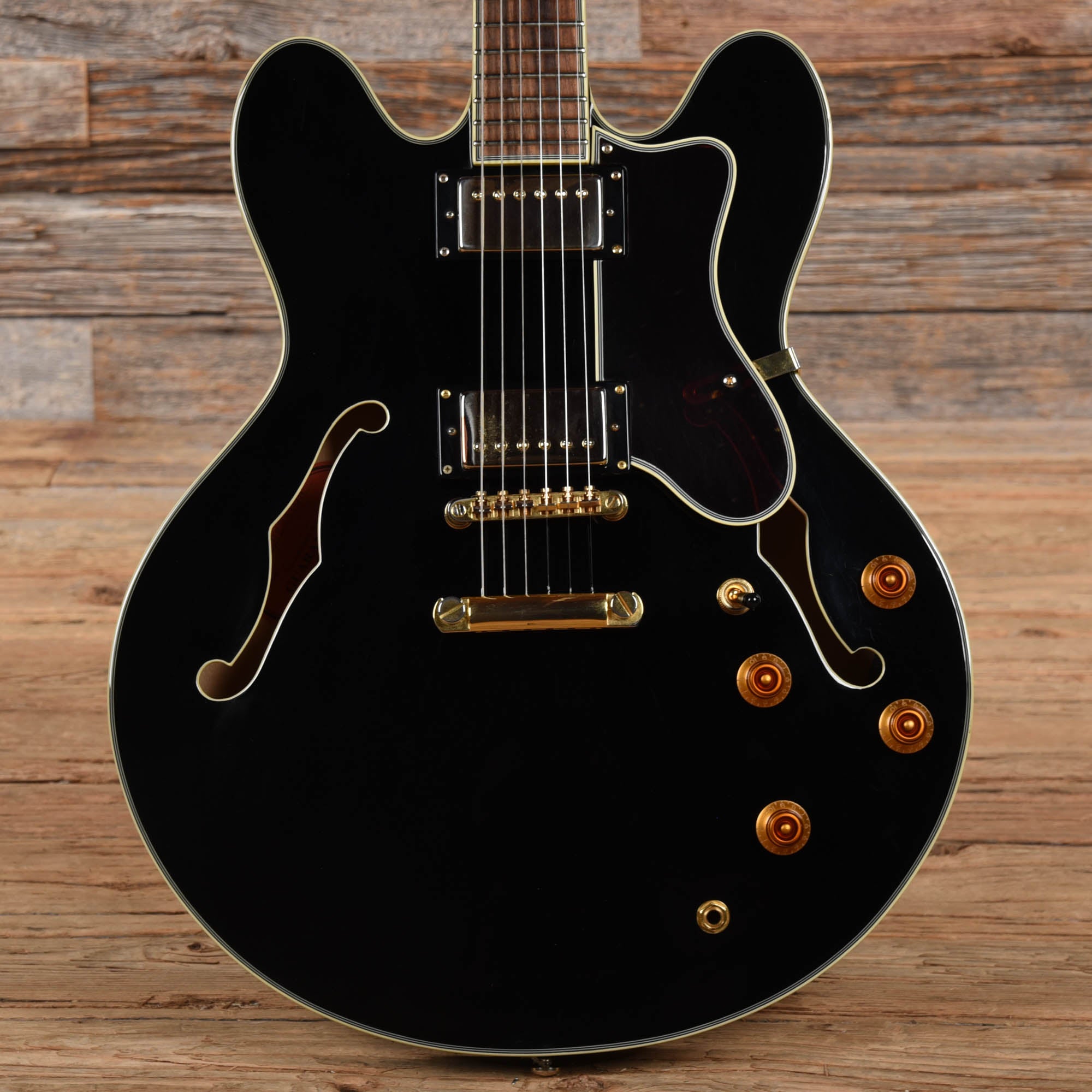 Epiphone Sheraton Black 2005 Electric Guitars / Semi-Hollow