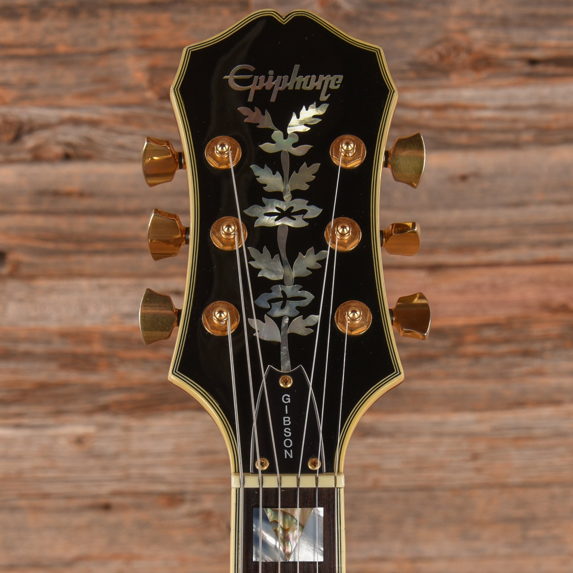 Epiphone Sheraton II Sunburst 1994 Electric Guitars / Semi-Hollow