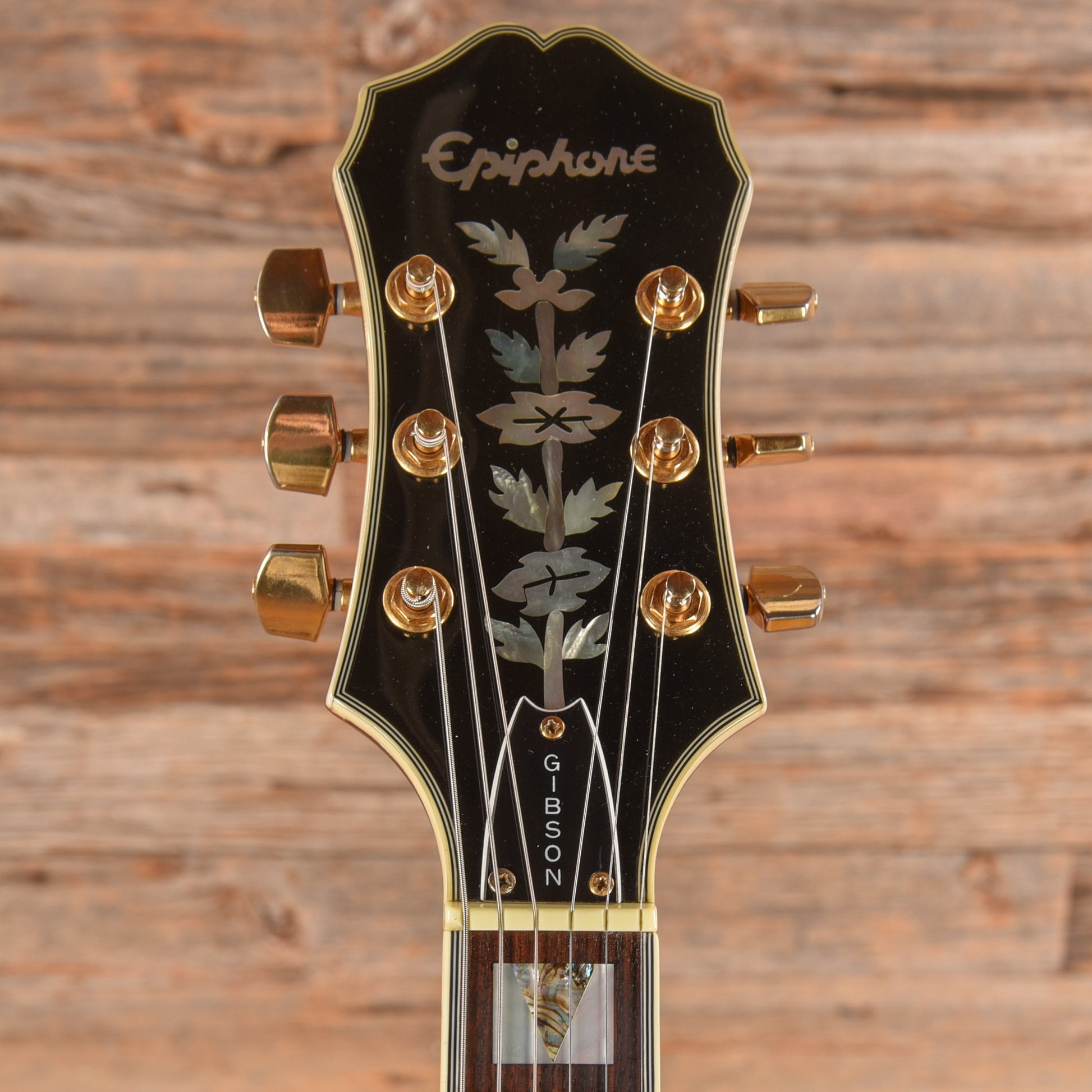 Epiphone Sheraton II Sunburst 1999 Electric Guitars / Semi-Hollow