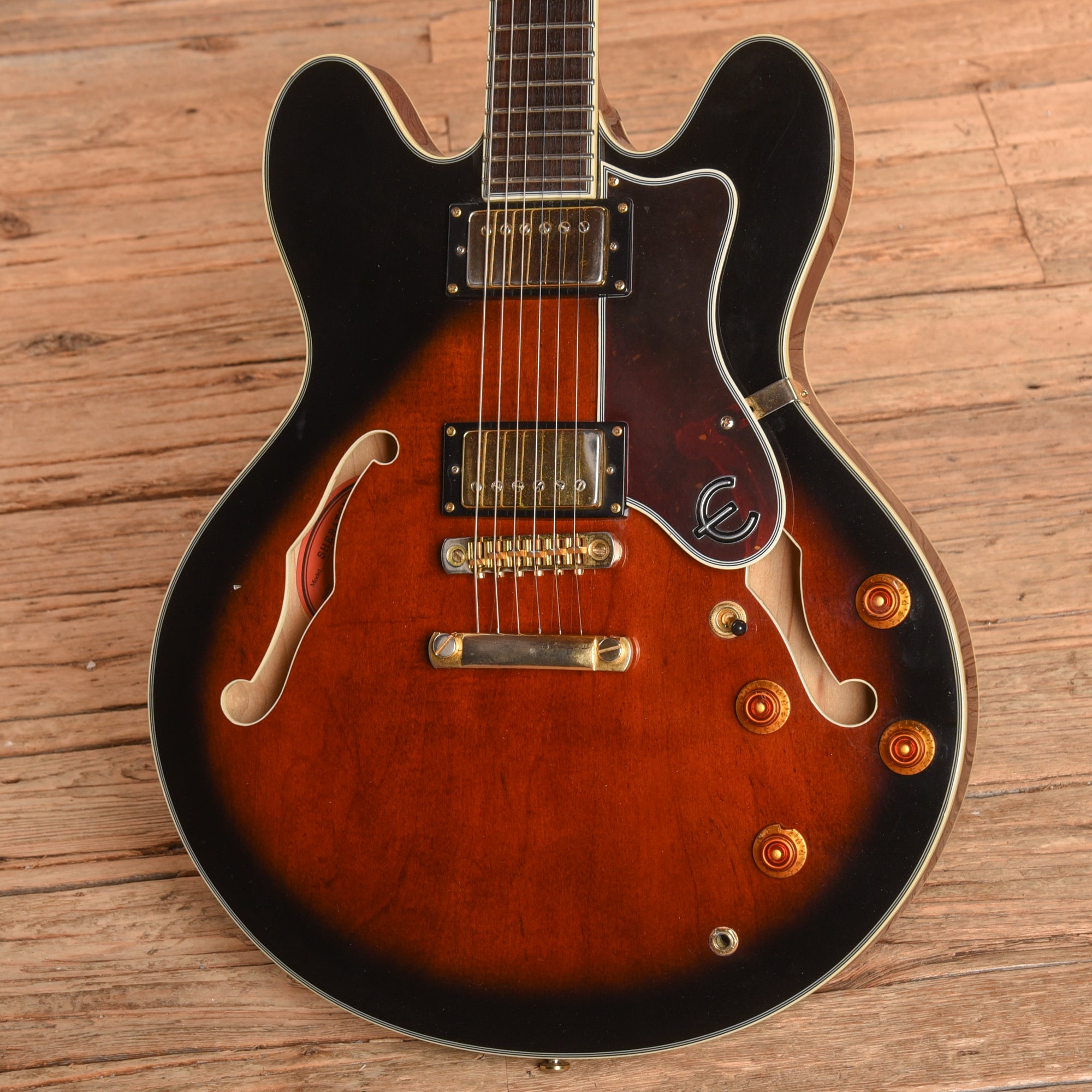 Epiphone Sheraton II Sunburst 1999 Electric Guitars / Semi-Hollow