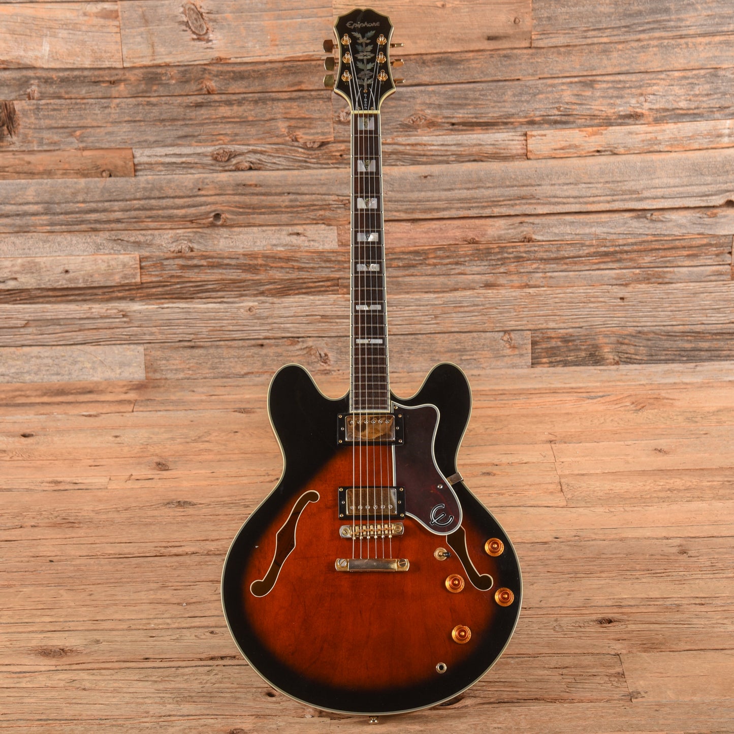 Epiphone Sheraton II Sunburst 1999 Electric Guitars / Semi-Hollow
