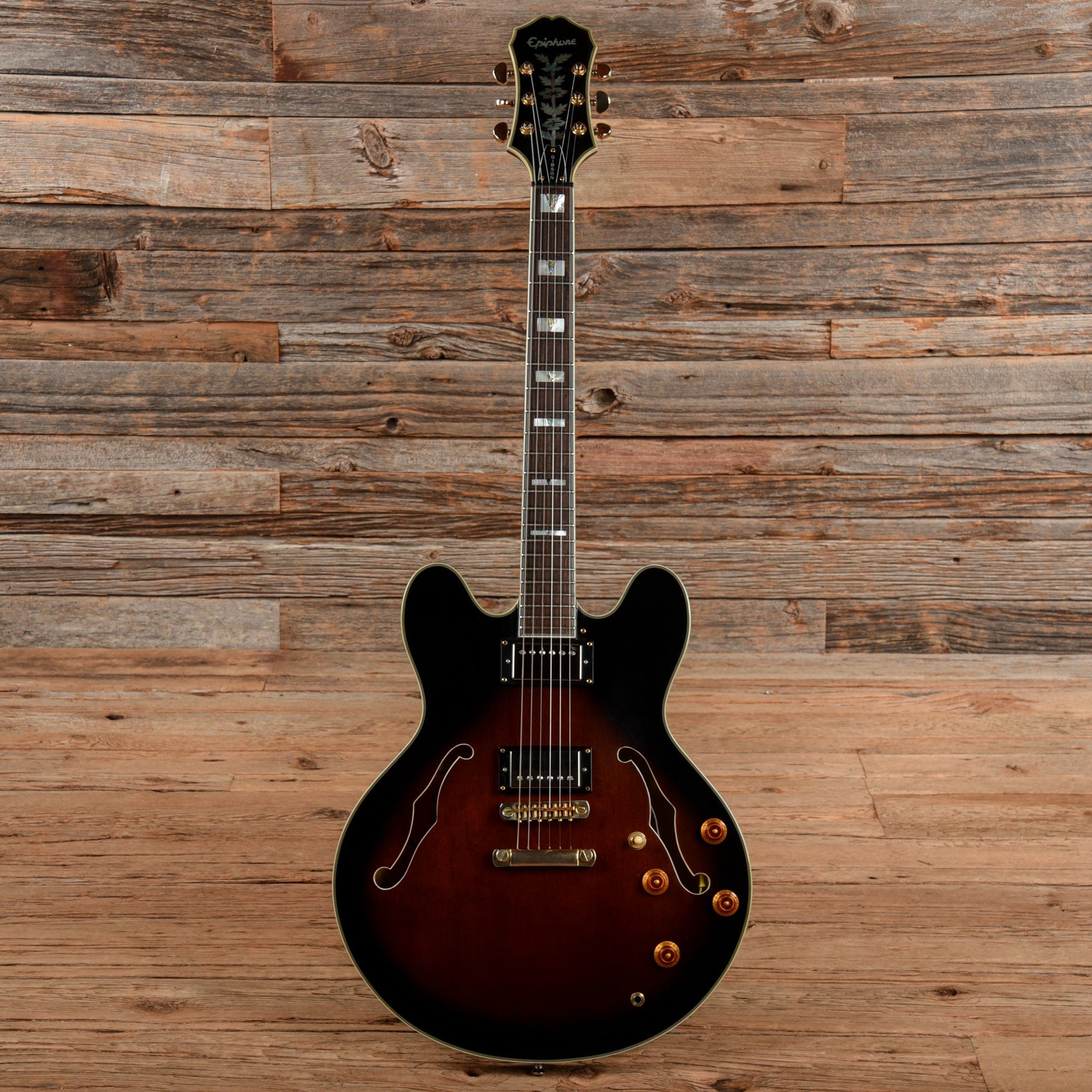 Epiphone Sheraton Sunburst 1999 Electric Guitars / Semi-Hollow