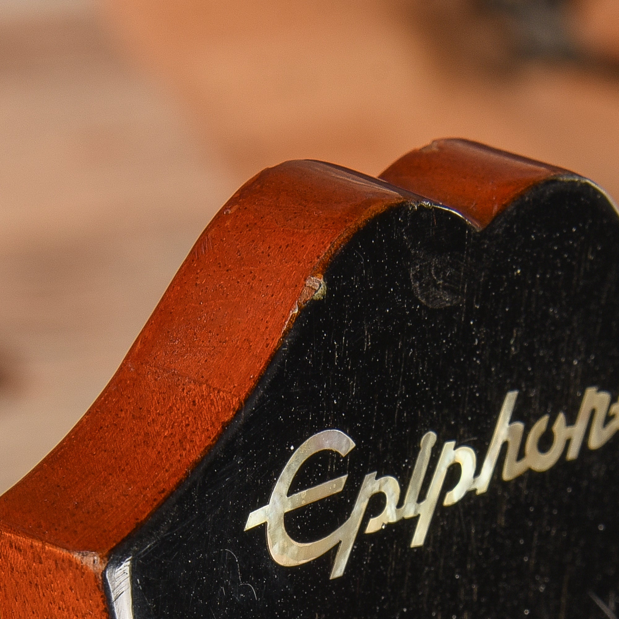 Epiphone Sorrento Orange 1994 Electric Guitars / Semi-Hollow