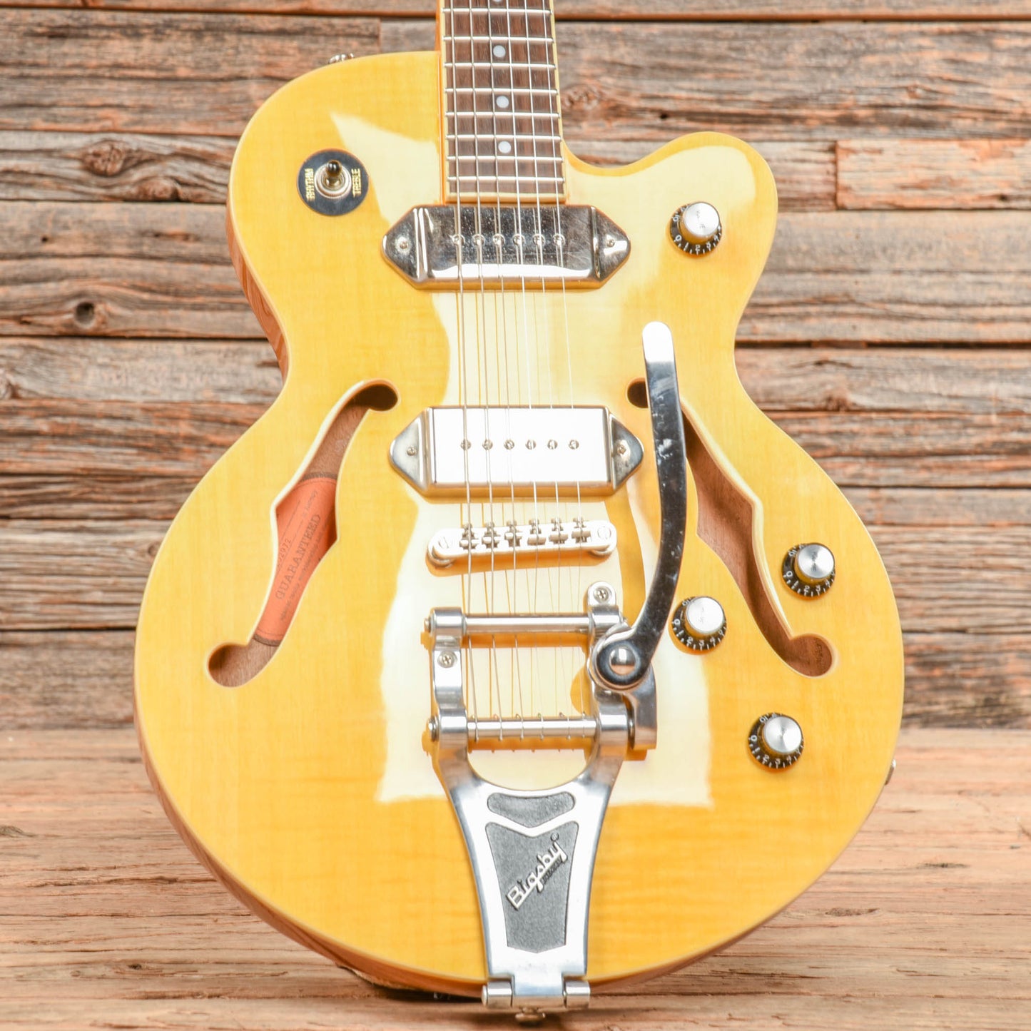 Epiphone Wildkat Antique Natural 2016 Electric Guitars / Semi-Hollow