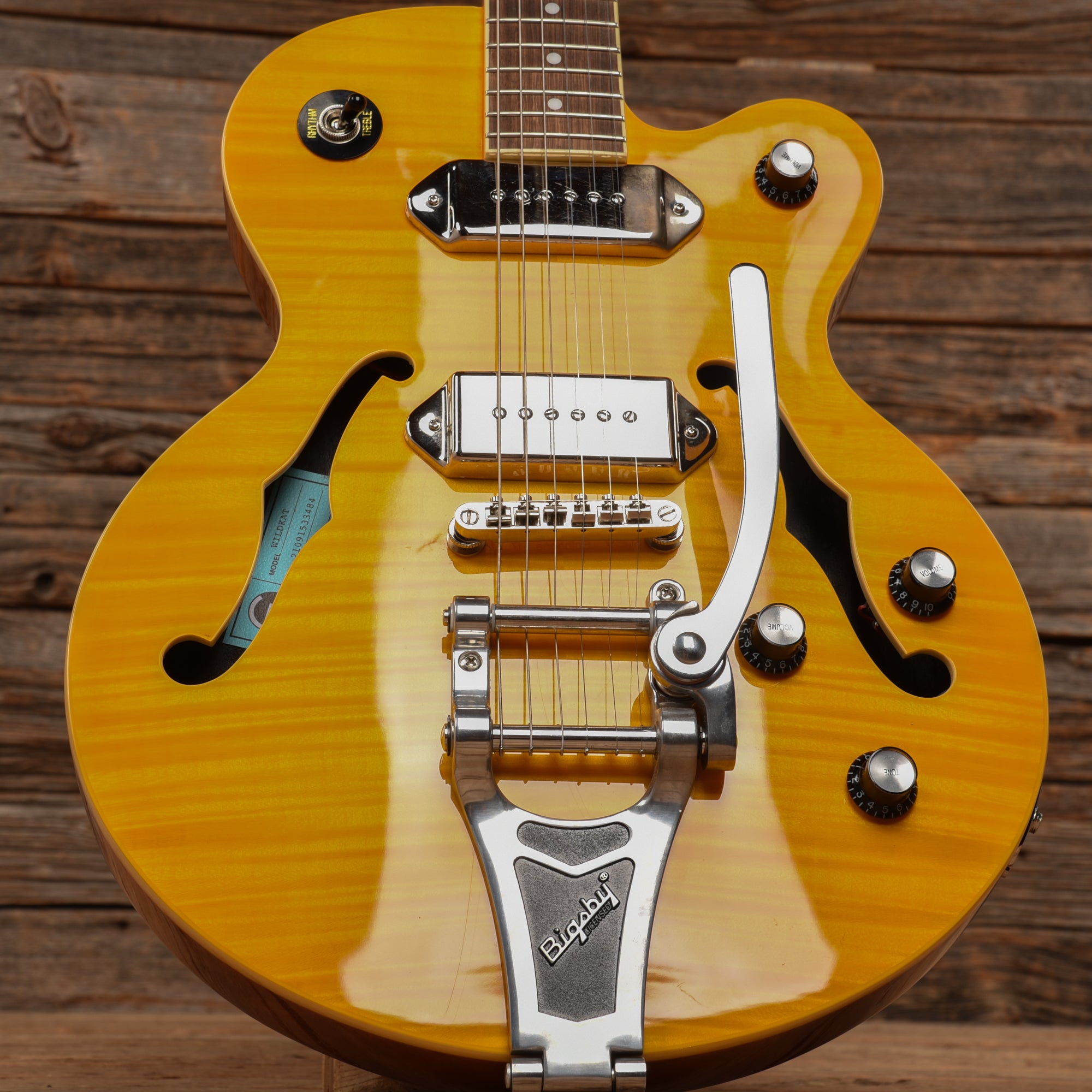 Epiphone Wildkat Natural 2021 Electric Guitars / Semi-Hollow