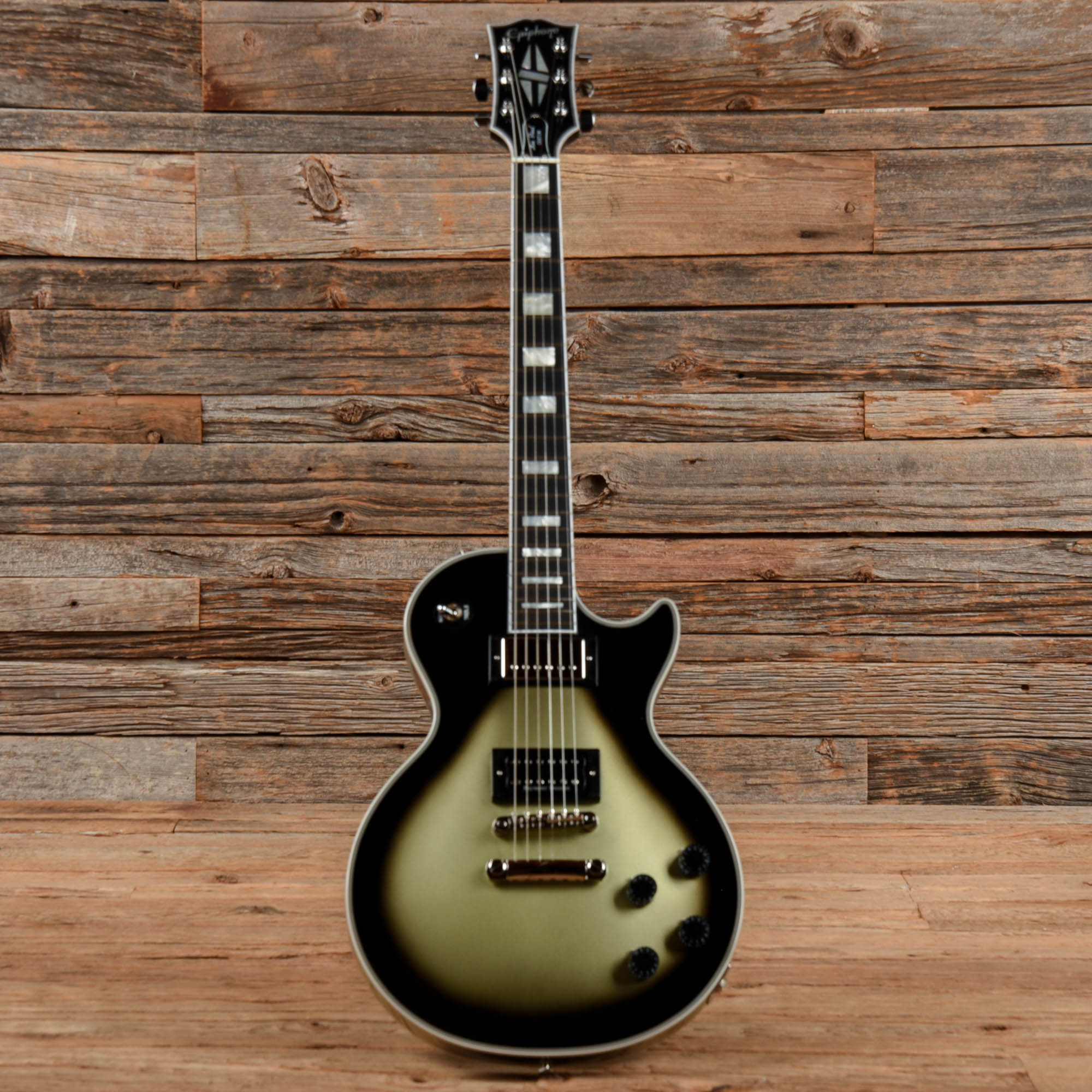 Epiphone Adam Jones Signature '79 Les Paul Custom Silverburst 2023 Electric Guitars / Solid Body