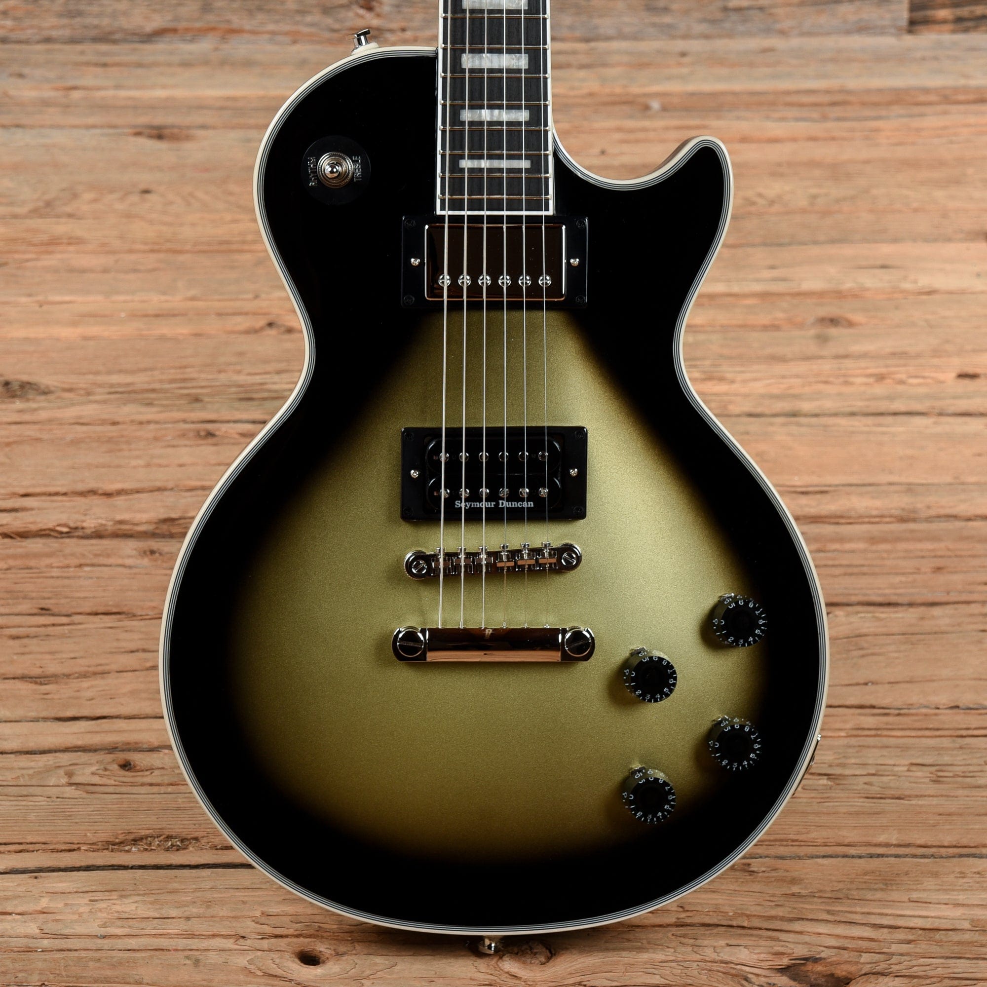 Epiphone Adam Jones Signature Art Series Les Paul Custom Frazetta 