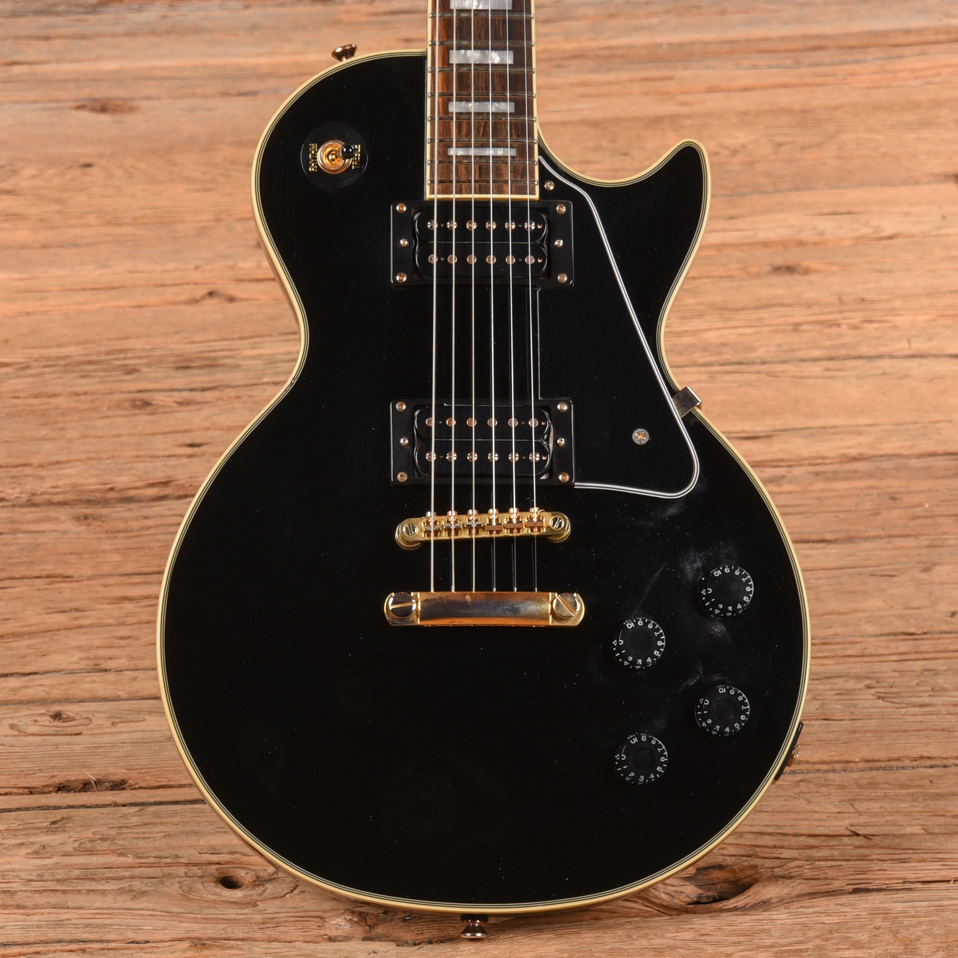 Epiphone Les Paul Classic Custom Pro Ebony 2017 Electric Guitars / Solid Body