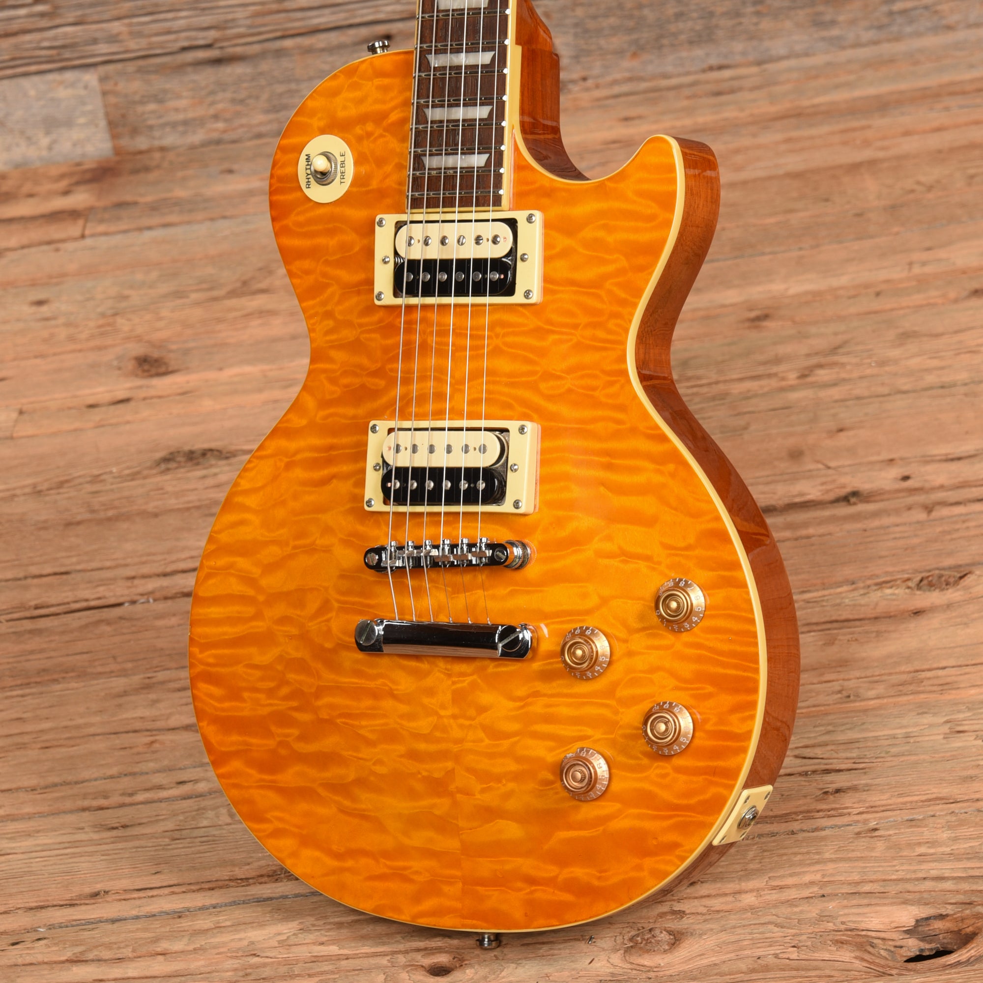 Epiphone Les Paul Classic Quilt Top Amber 2005 Electric Guitars / Solid Body