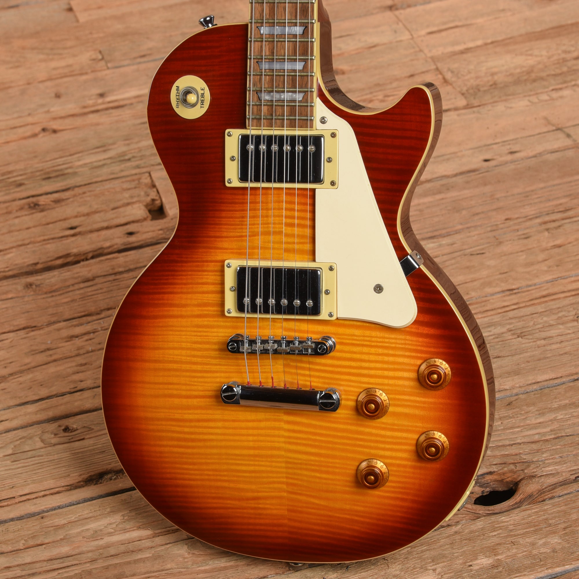 Epiphone Les Paul Standard Cherry Sunburst 2005 Electric Guitars / Solid Body