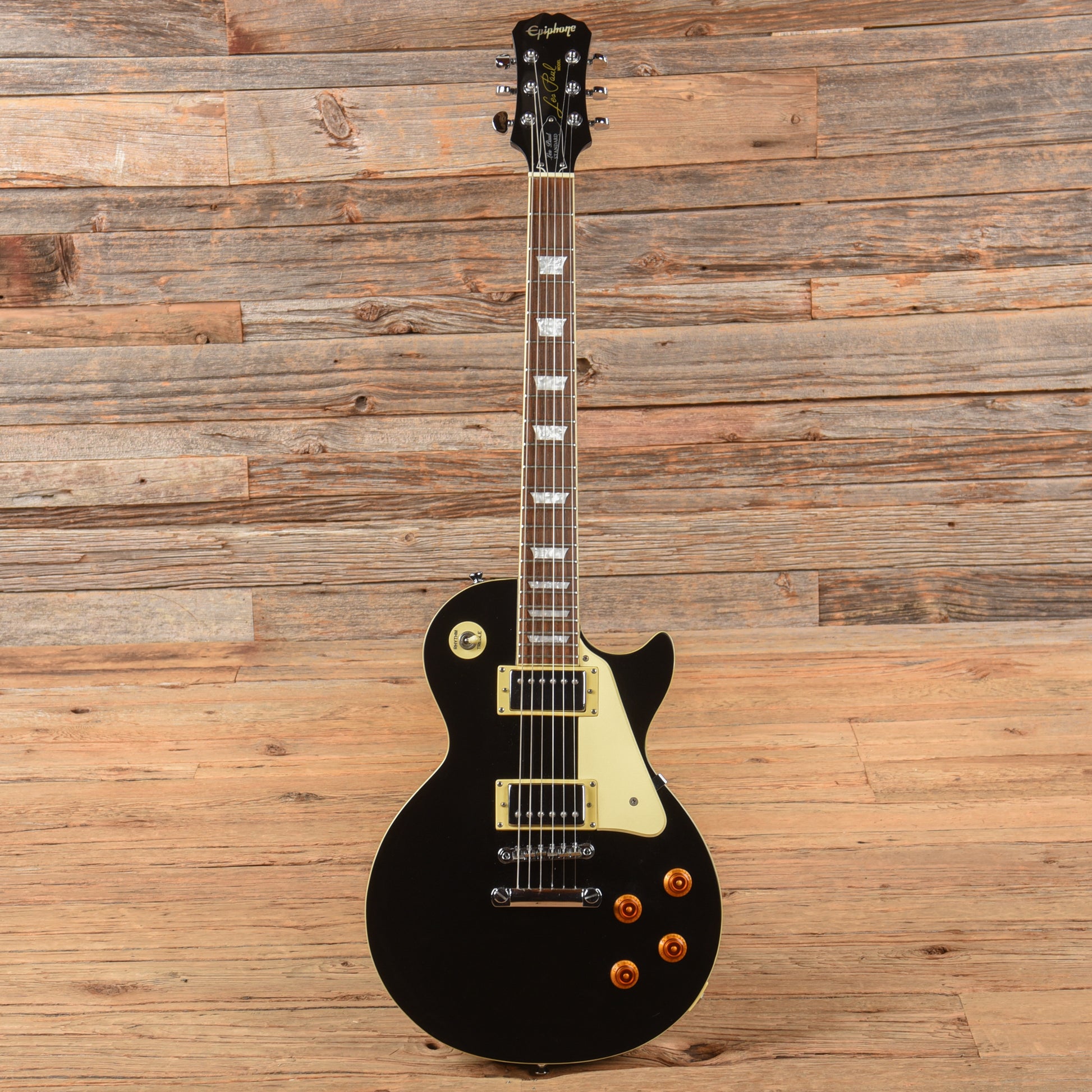 Epiphone Les Paul Standard Ebony 2004 Electric Guitars / Solid Body
