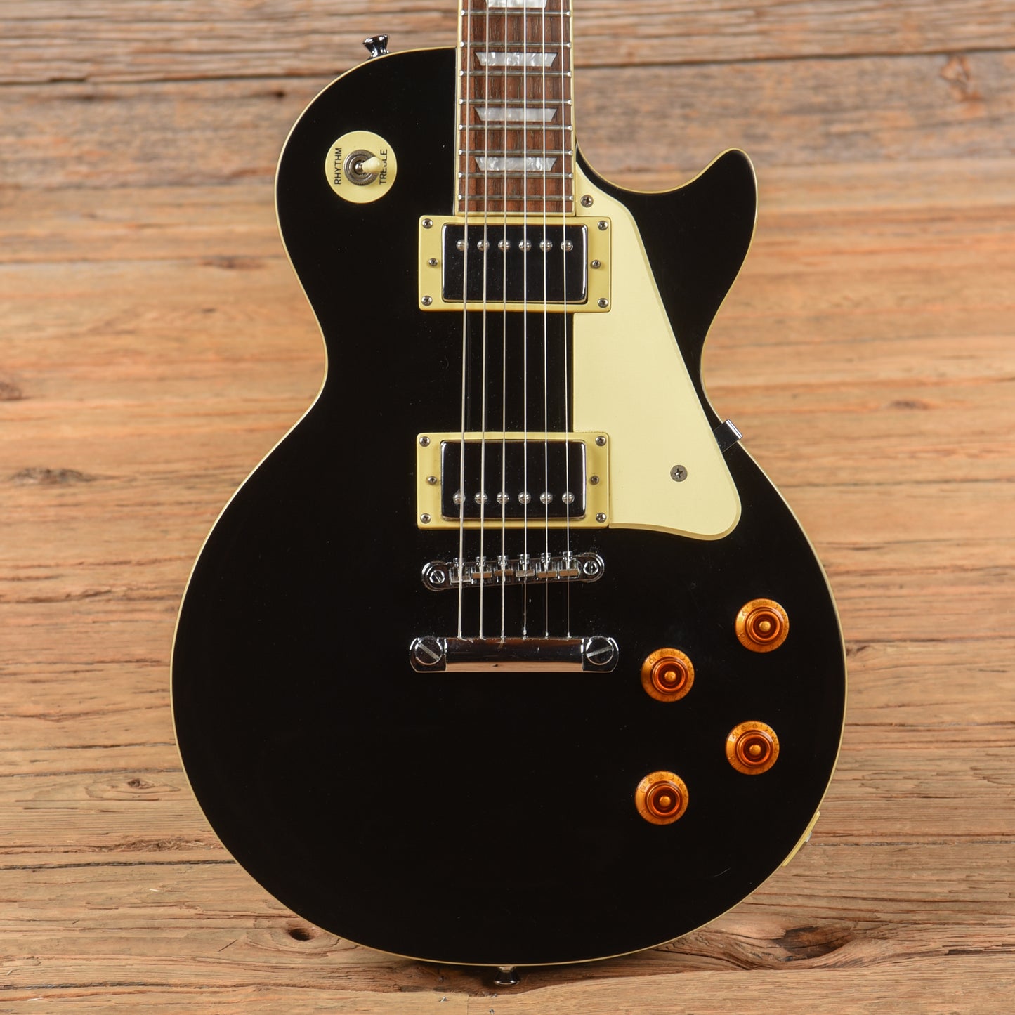 Epiphone Les Paul Standard Ebony 2004 Electric Guitars / Solid Body