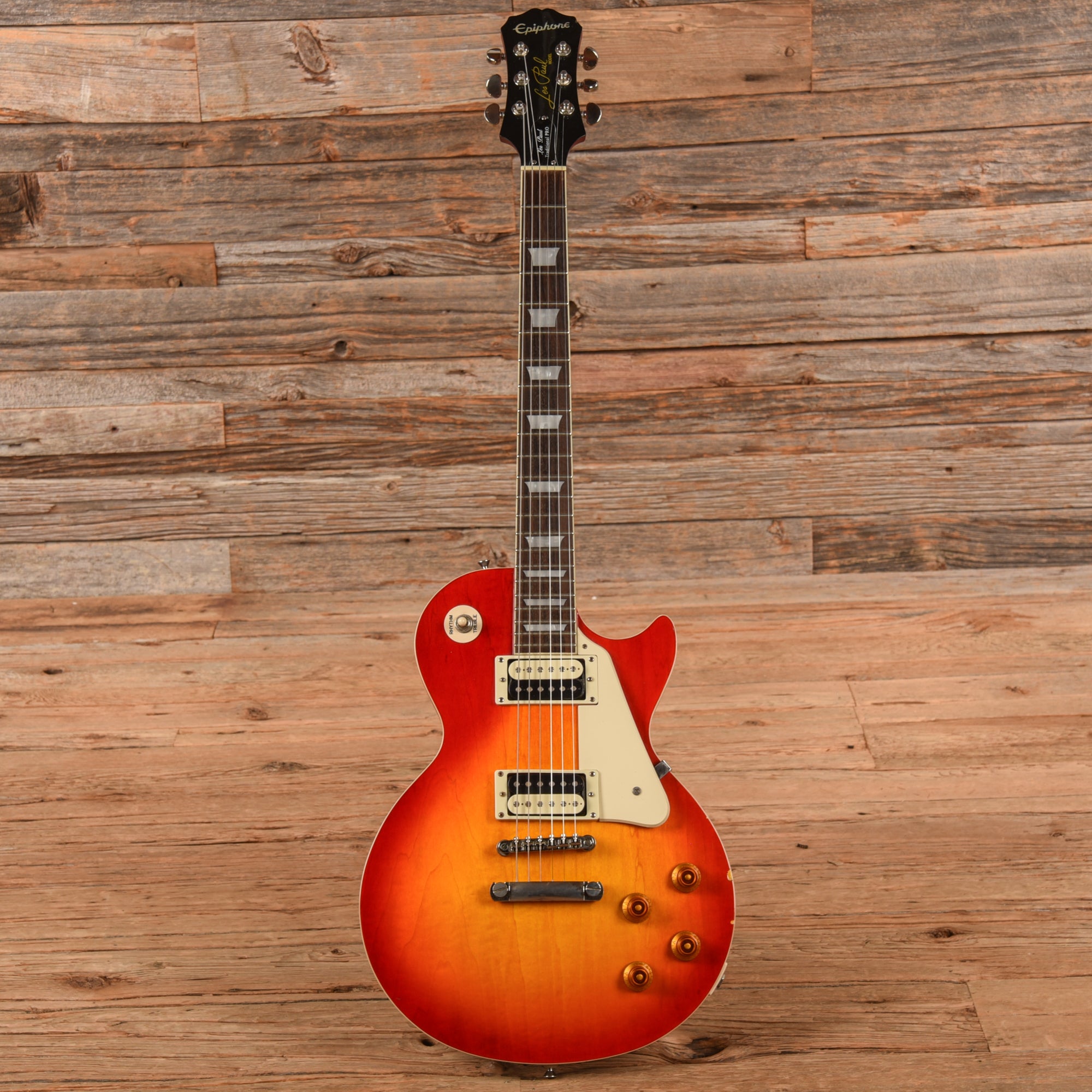 Epiphone Les Paul Traditional PRO Sunburst 2011 Electric Guitars / Solid Body