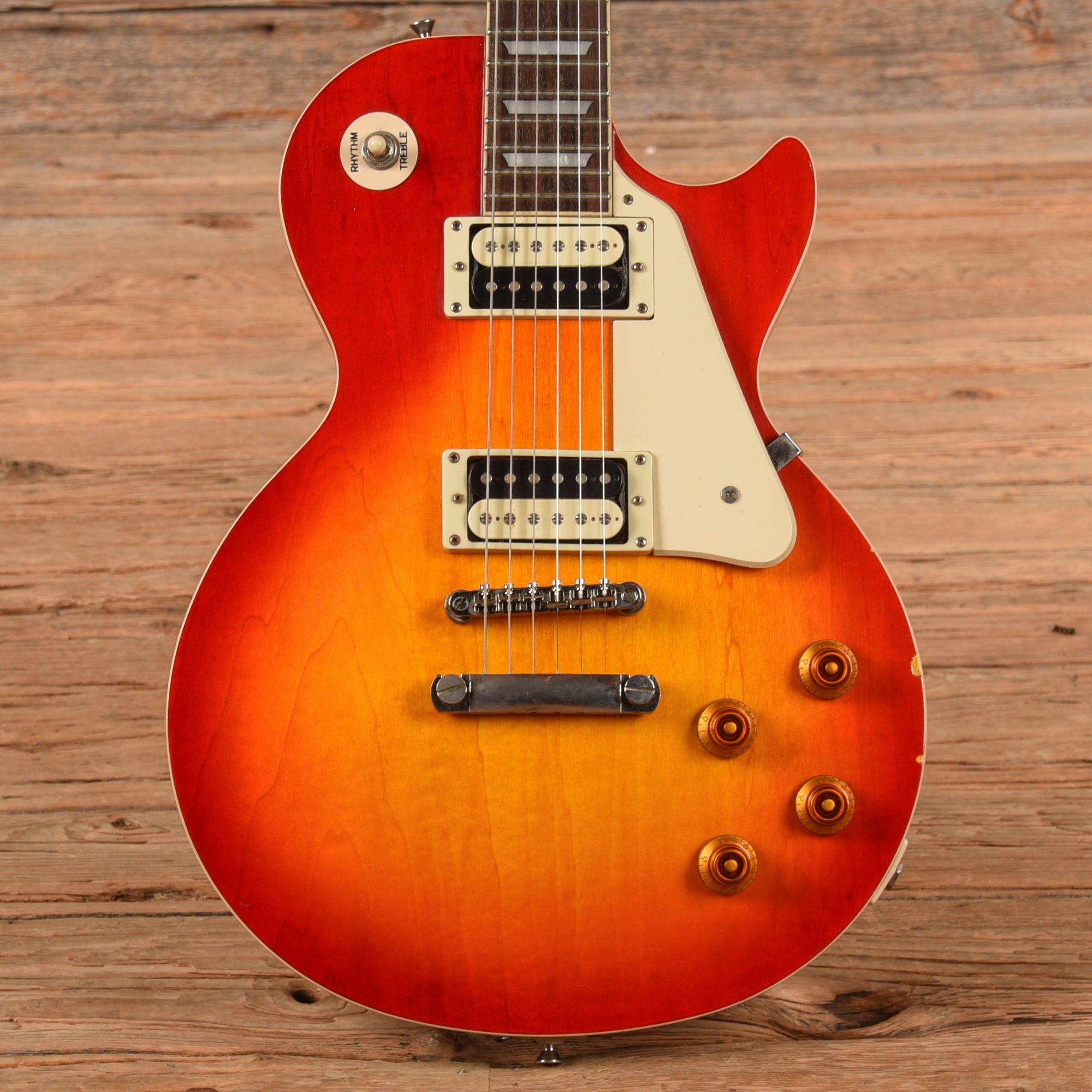 Epiphone Les Paul Traditional PRO Sunburst 2011 Electric Guitars / Solid Body