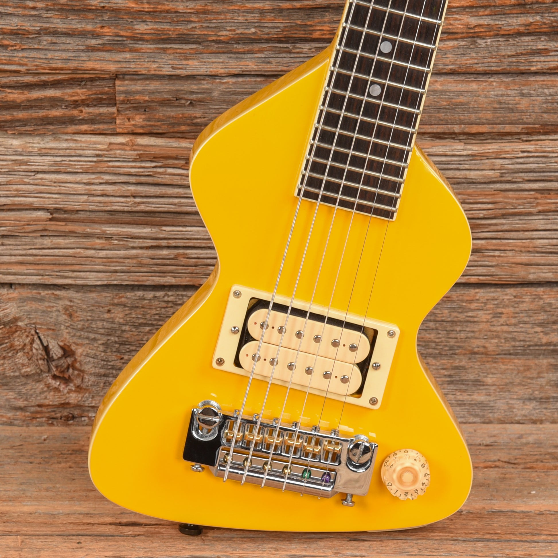 Erlewine Chiquita Travel Guitar Yellow Electric Guitars / Solid Body
