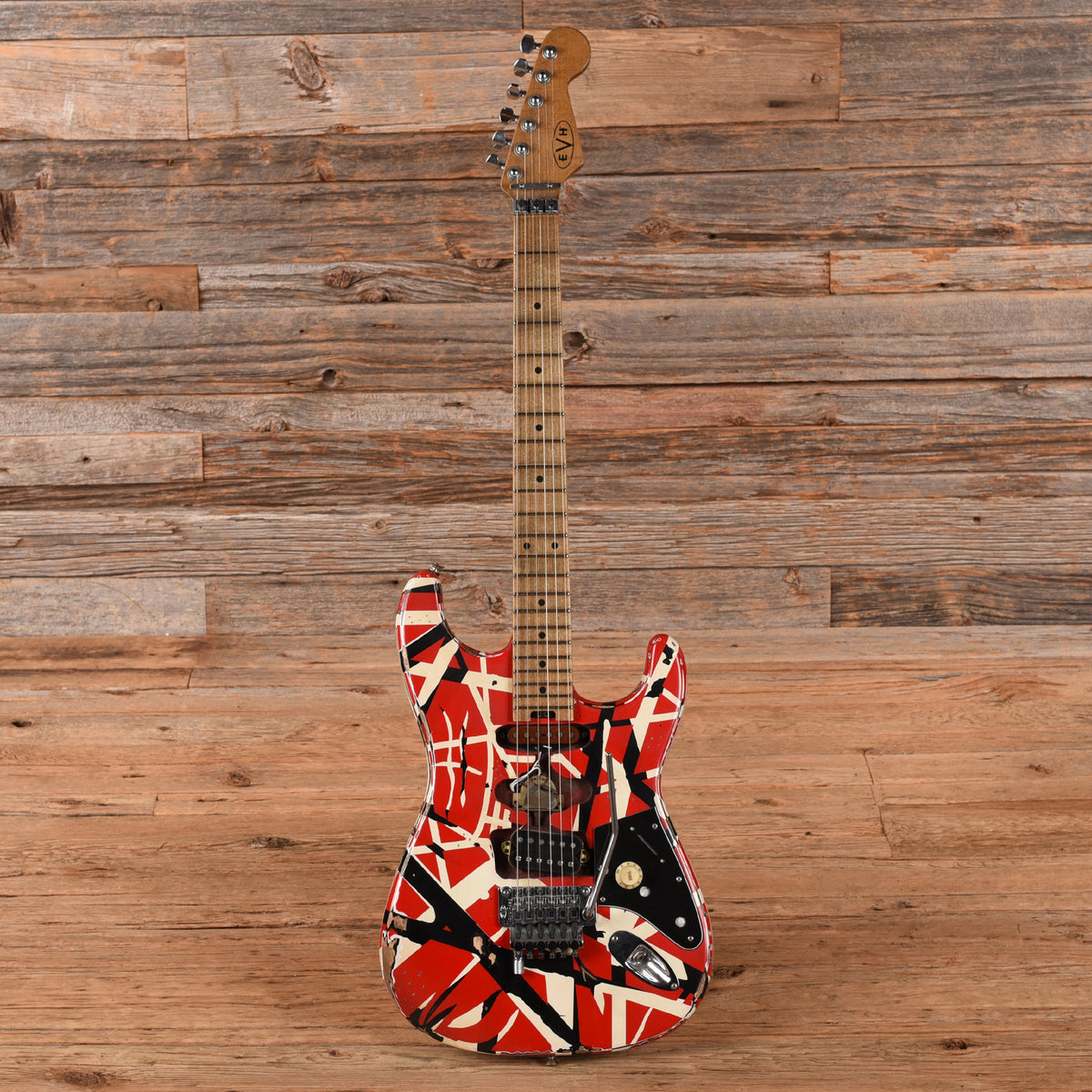 EVH Striped Series Frankenstein Relic Red / White / Black 2026 Electric Guitars
