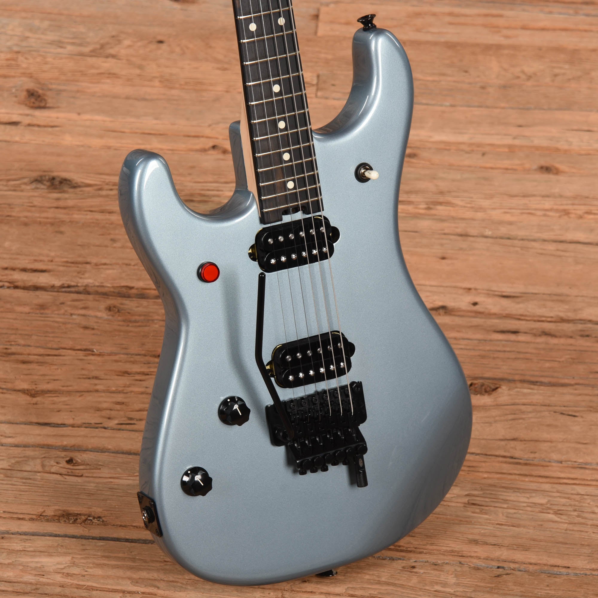 EVH 5150 Standard Ice Blue Metallic 2022 LEFTY Electric Guitars / Solid Body