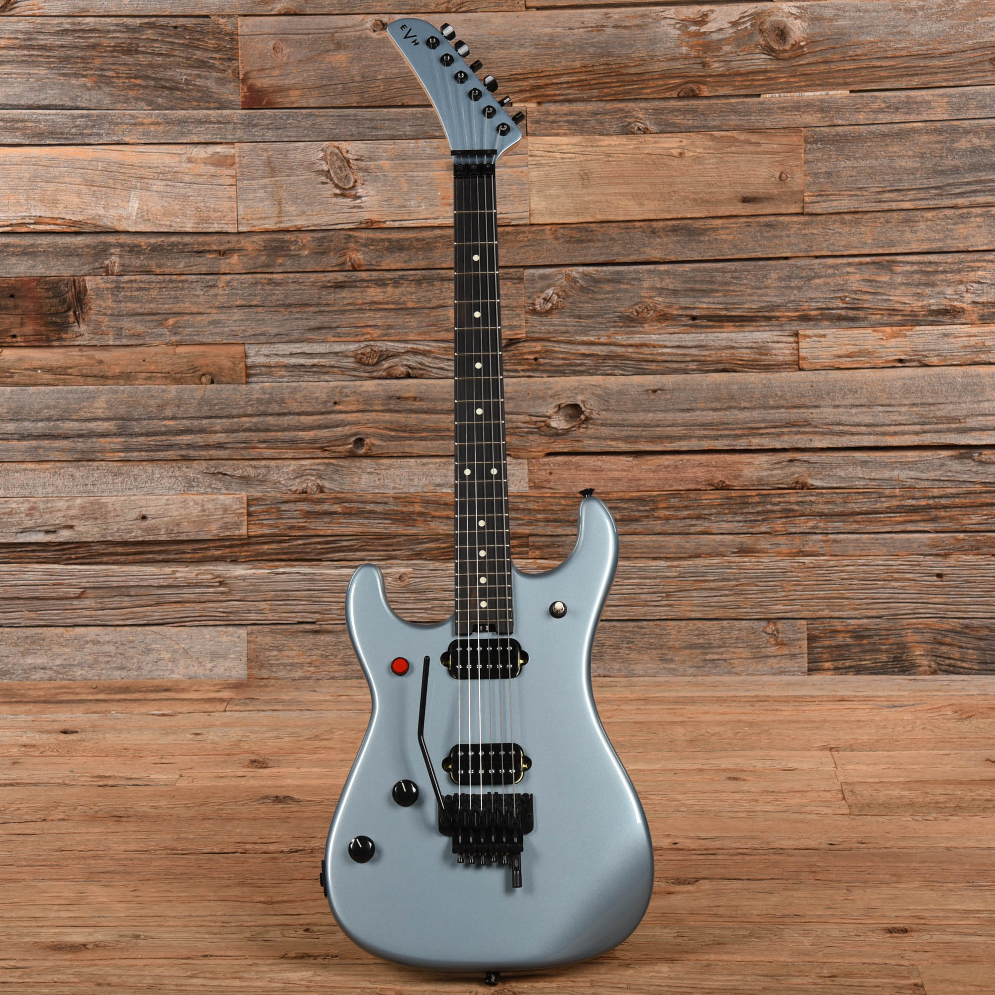 EVH 5150 Standard Ice Blue Metallic 2022 LEFTY Electric Guitars / Solid Body