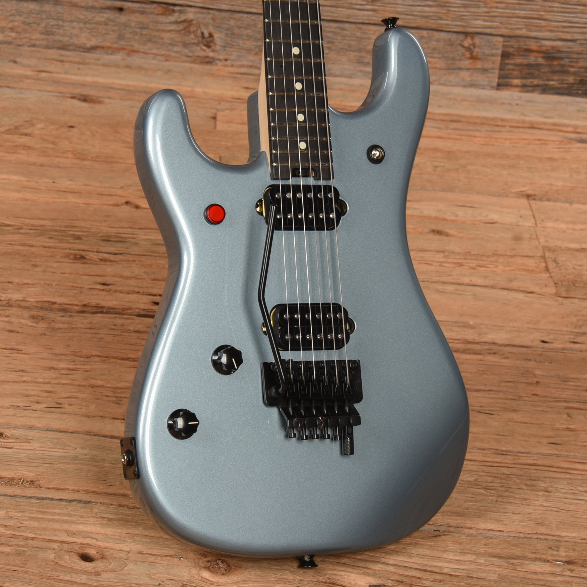 EVH 5150 Standard Ice Blue Metallic 2023 LEFTY Electric Guitars / Solid Body