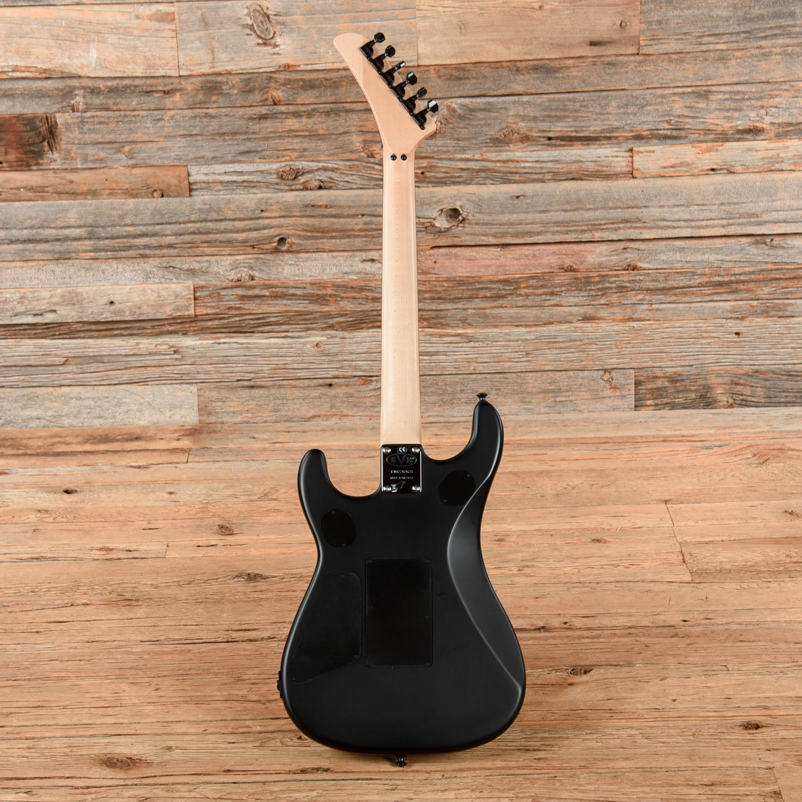 EVH 5150 Standard Stealth 2022 Electric Guitars / Solid Body