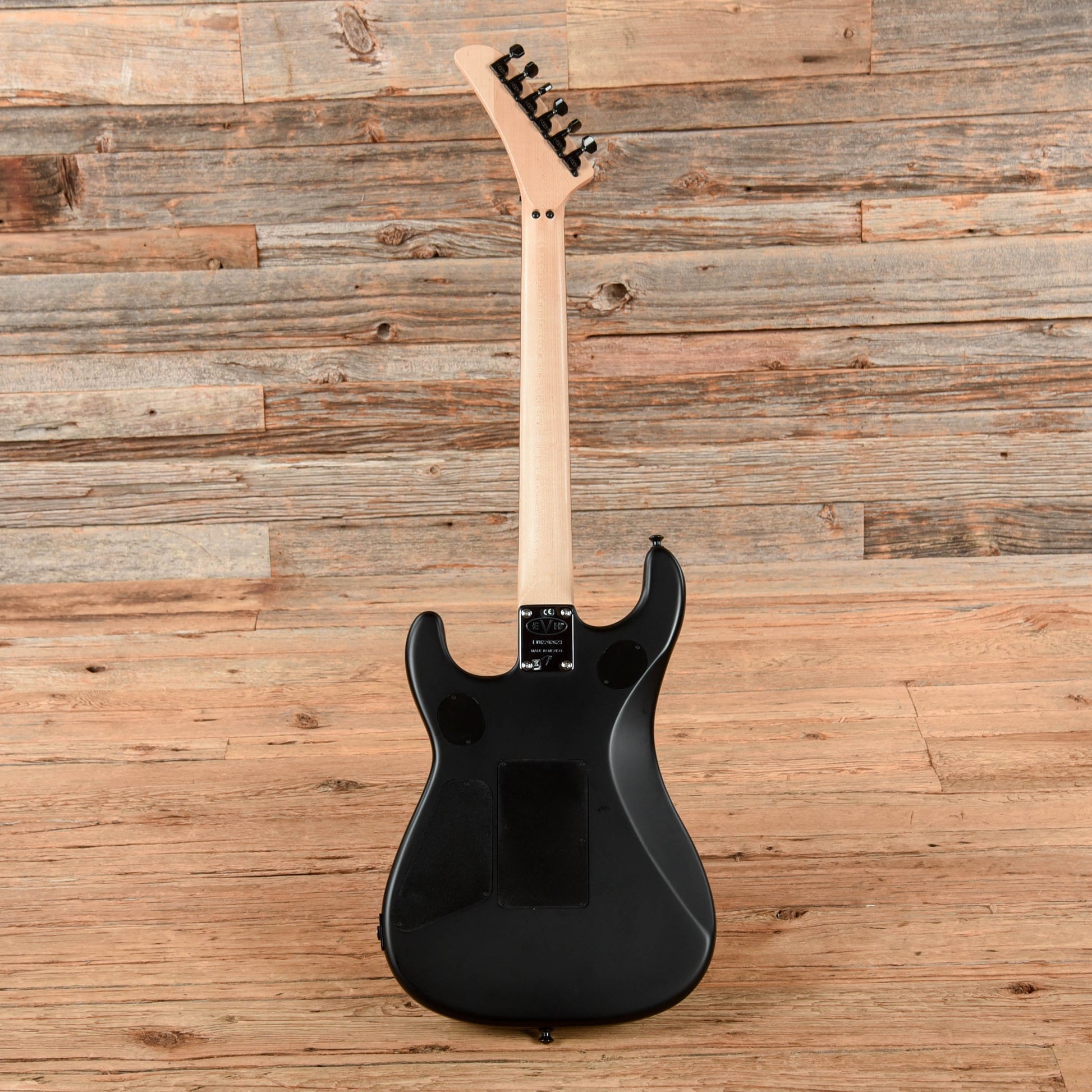 EVH 5150 Standard Stealth 2022 Electric Guitars / Solid Body