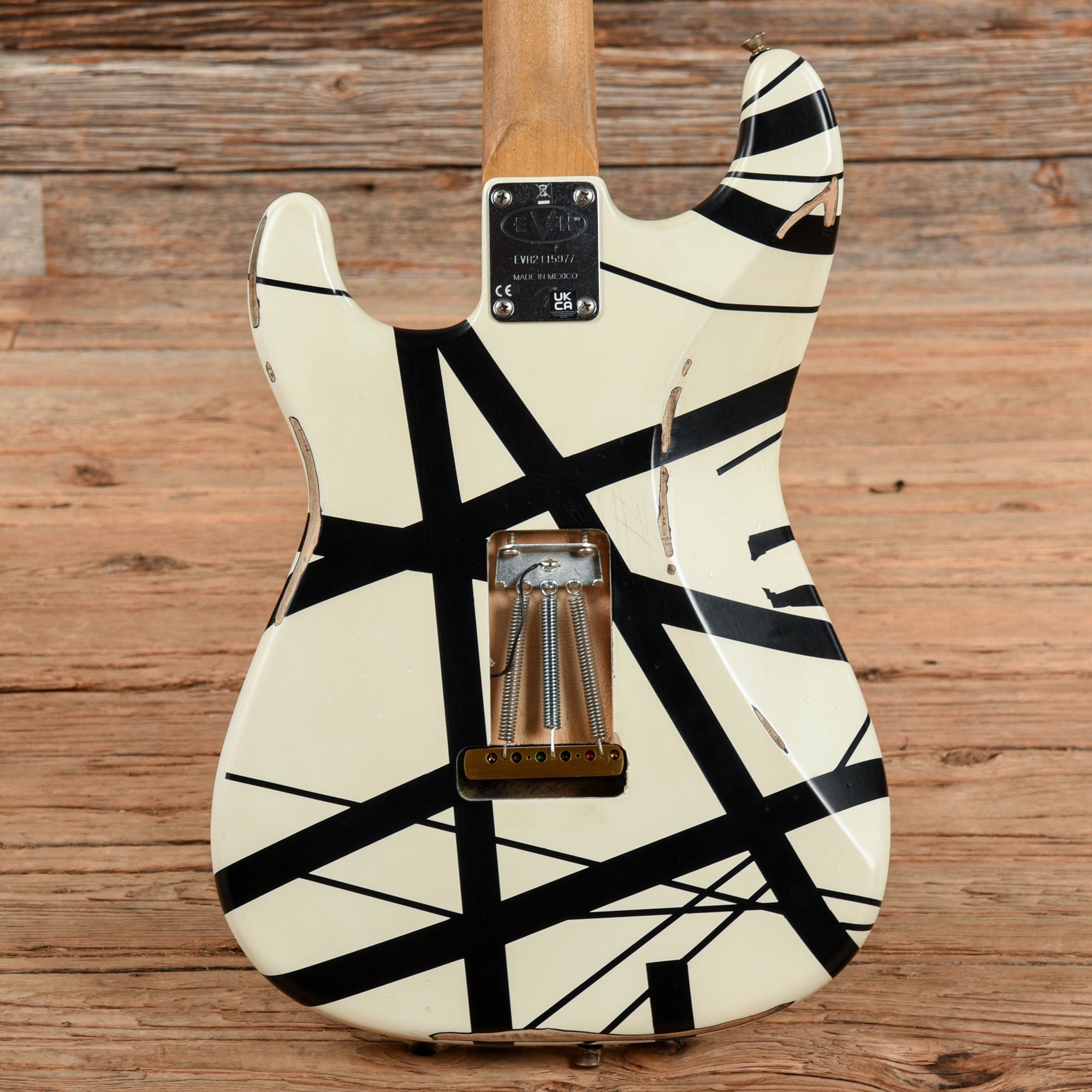Evh Rasta EVH Striped Series 78 Eruption White/Black 2022 – Chicago Music Exchange
