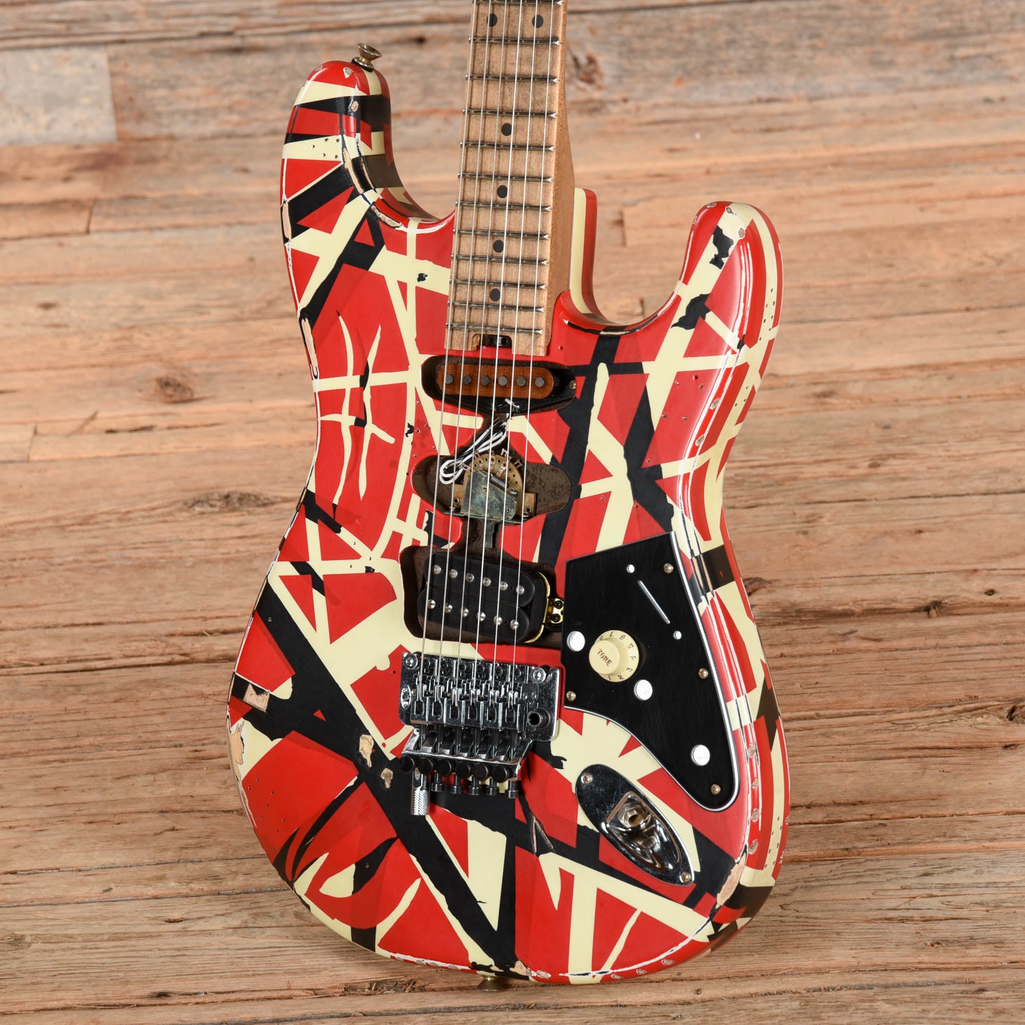 EVH Striped Series Frankie Relic Red / White / Black 2021 Electric Guitars / Solid Body