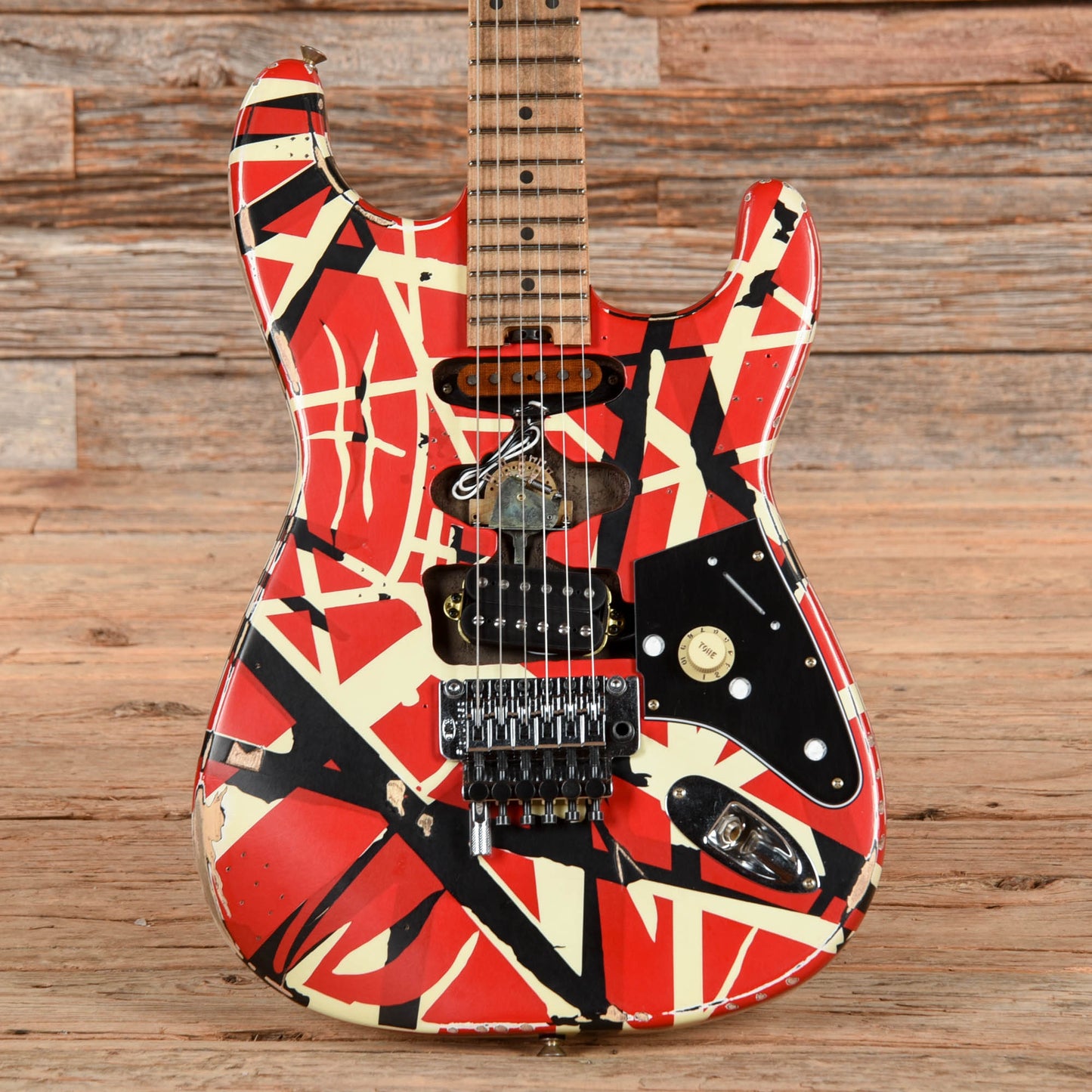 EVH Striped Series Frankie Relic Red / White / Black 2021 Electric Guitars / Solid Body