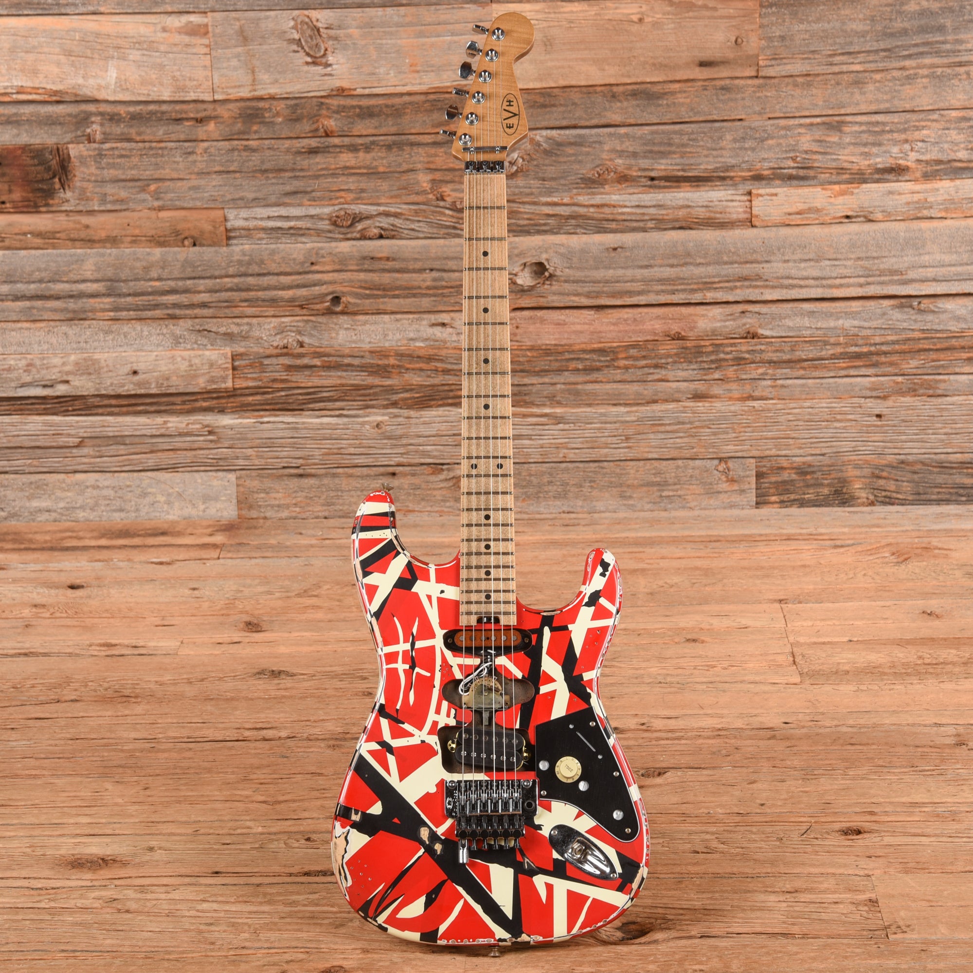 EVH Striped Series Frankie Relic Red / White / Black Stripes 2021 Electric Guitars / Solid Body