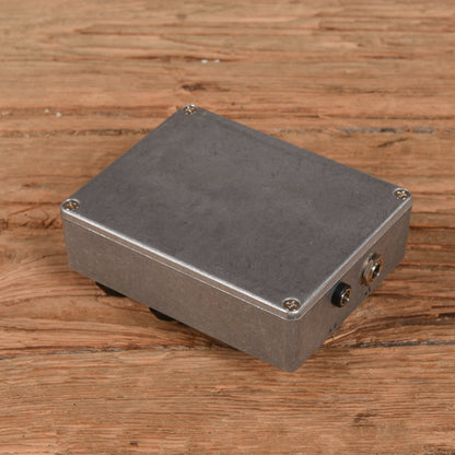 Fairfield Circuitry Meet Maude Effects and Pedals / Delay