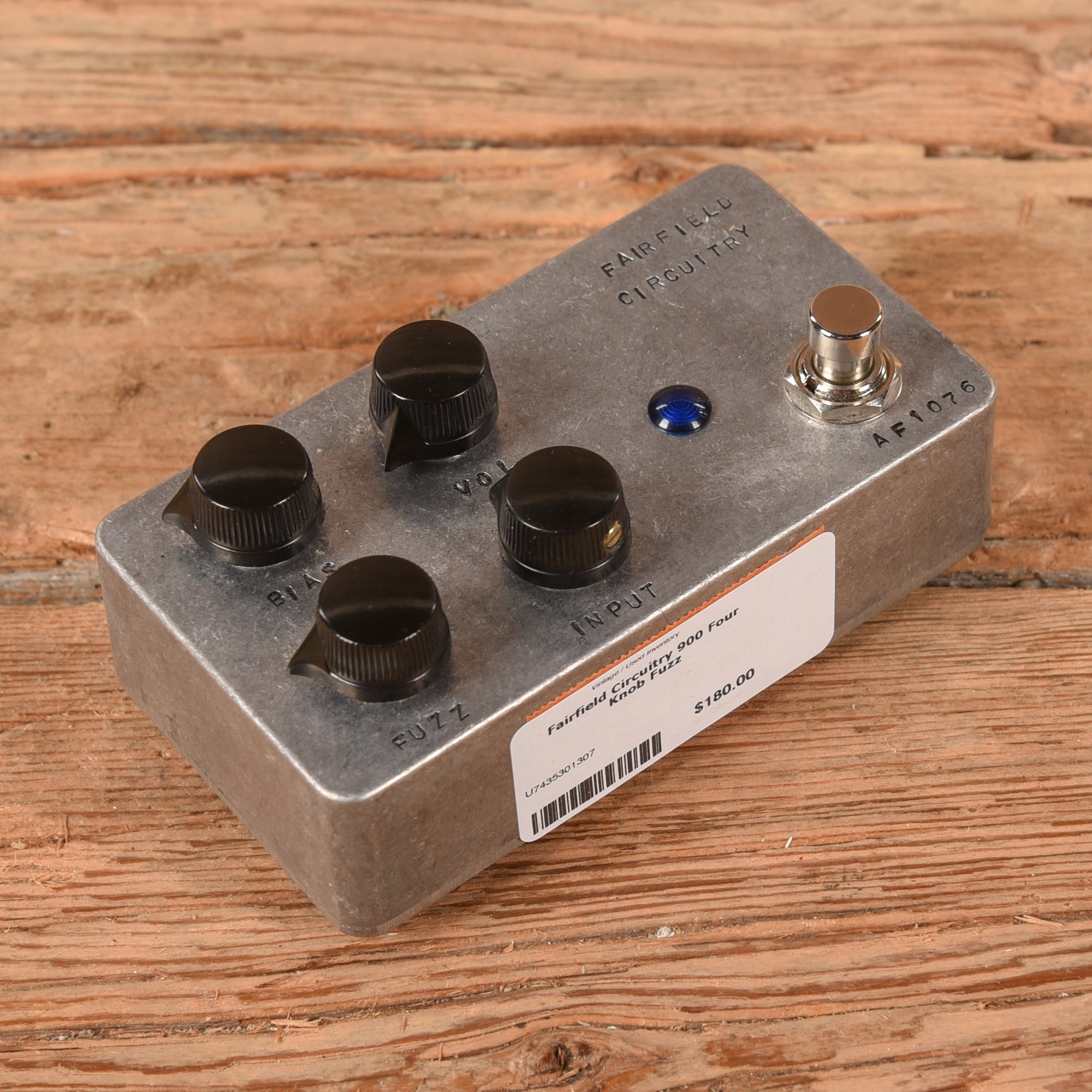 Fairfield Circuitry ~900 ファズエフェクター Fairfield Circuitry 900 Fuzz Pedal – Flipside Music