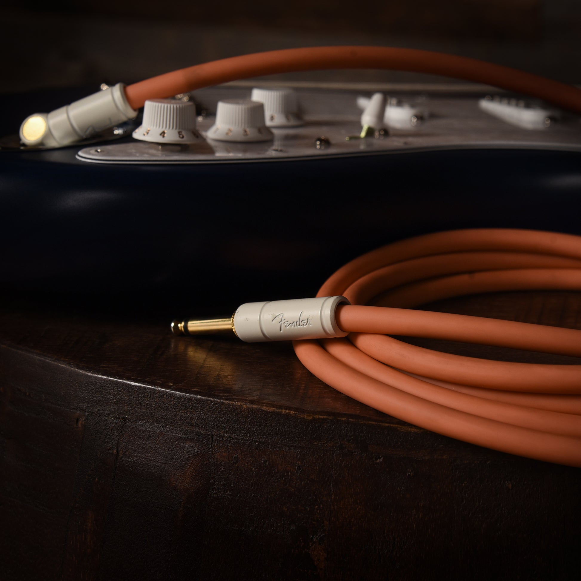 Fender Deluxe Instrument Cable Pacific Peach 18.6' Straight-Straight Accessories / Cables