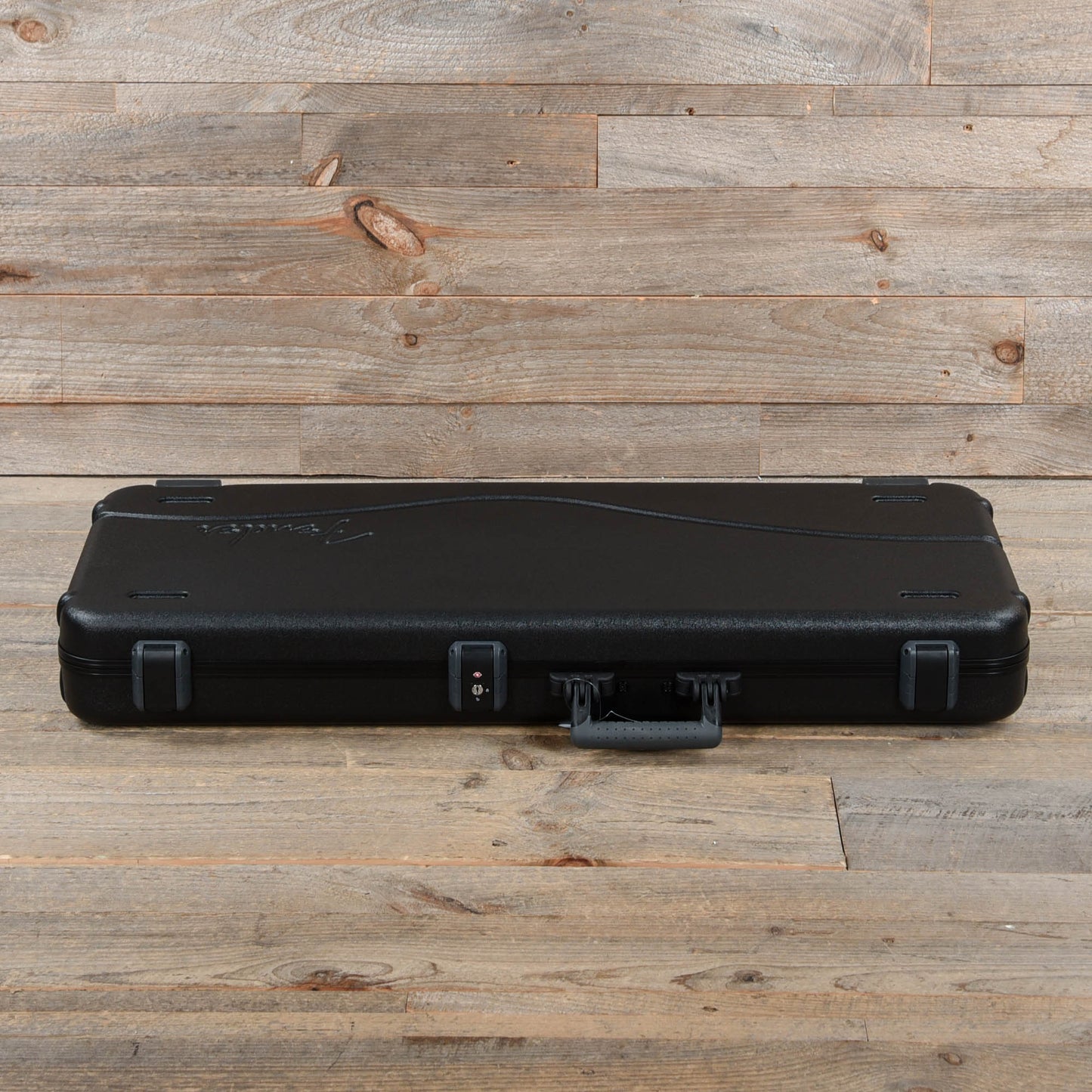Fender Deluxe Molded Strat/Tele Case Black Accessories / Cases and Gig Bags / Guitar Cases