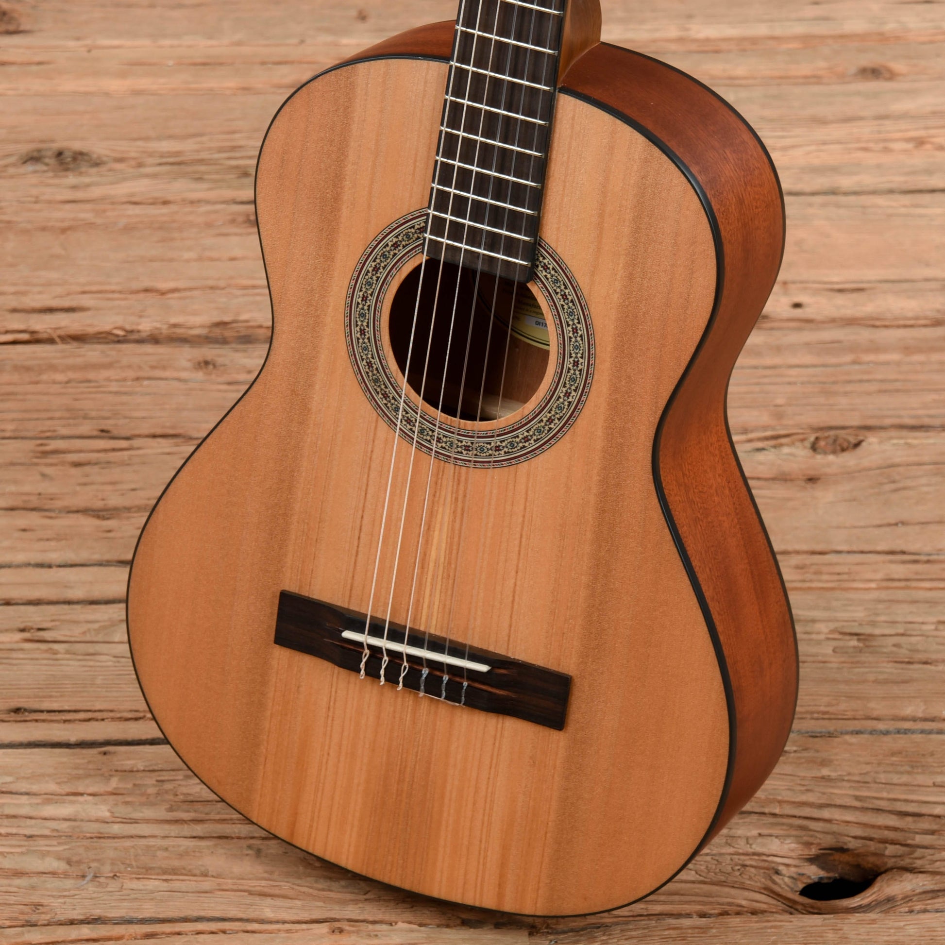 Fender MC-1 Natural Acoustic Guitars / Classical