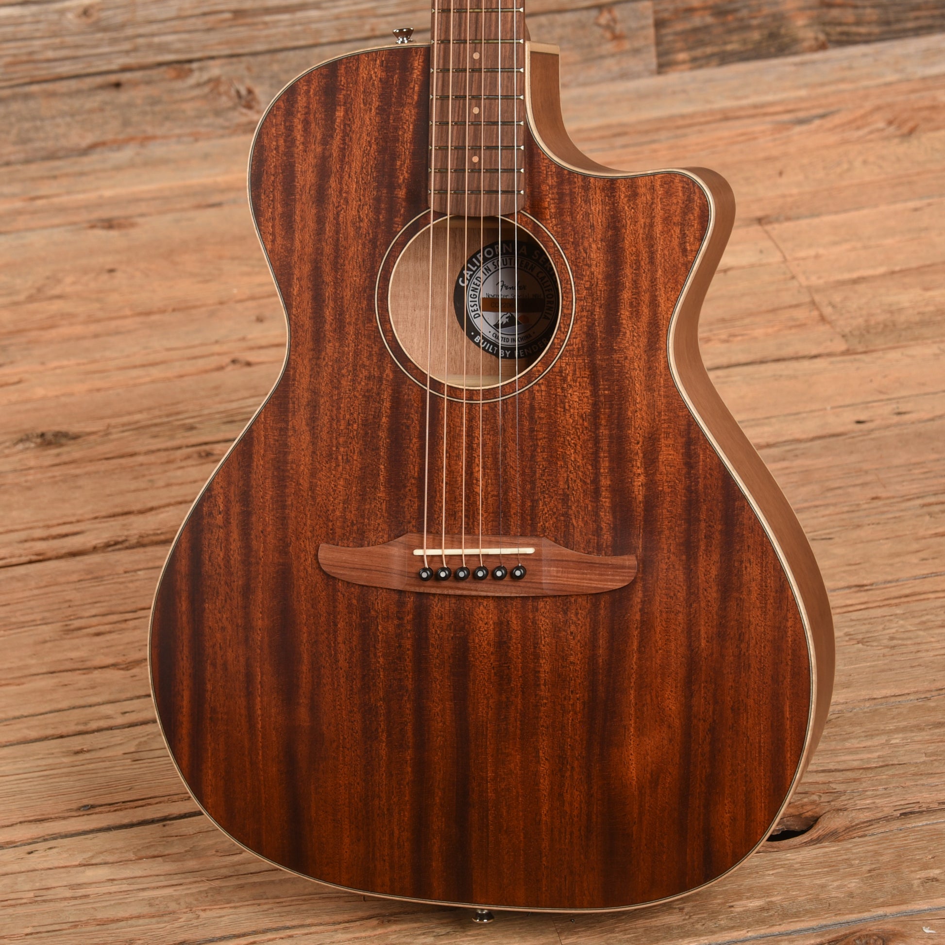 Fender California Series Newporter Special Brown Acoustic Guitars / Dreadnought