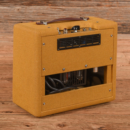 Fender '57 Custom Champ 2-Channel 5-Watt 1x8" Guitar Combo Amp Amplifiers